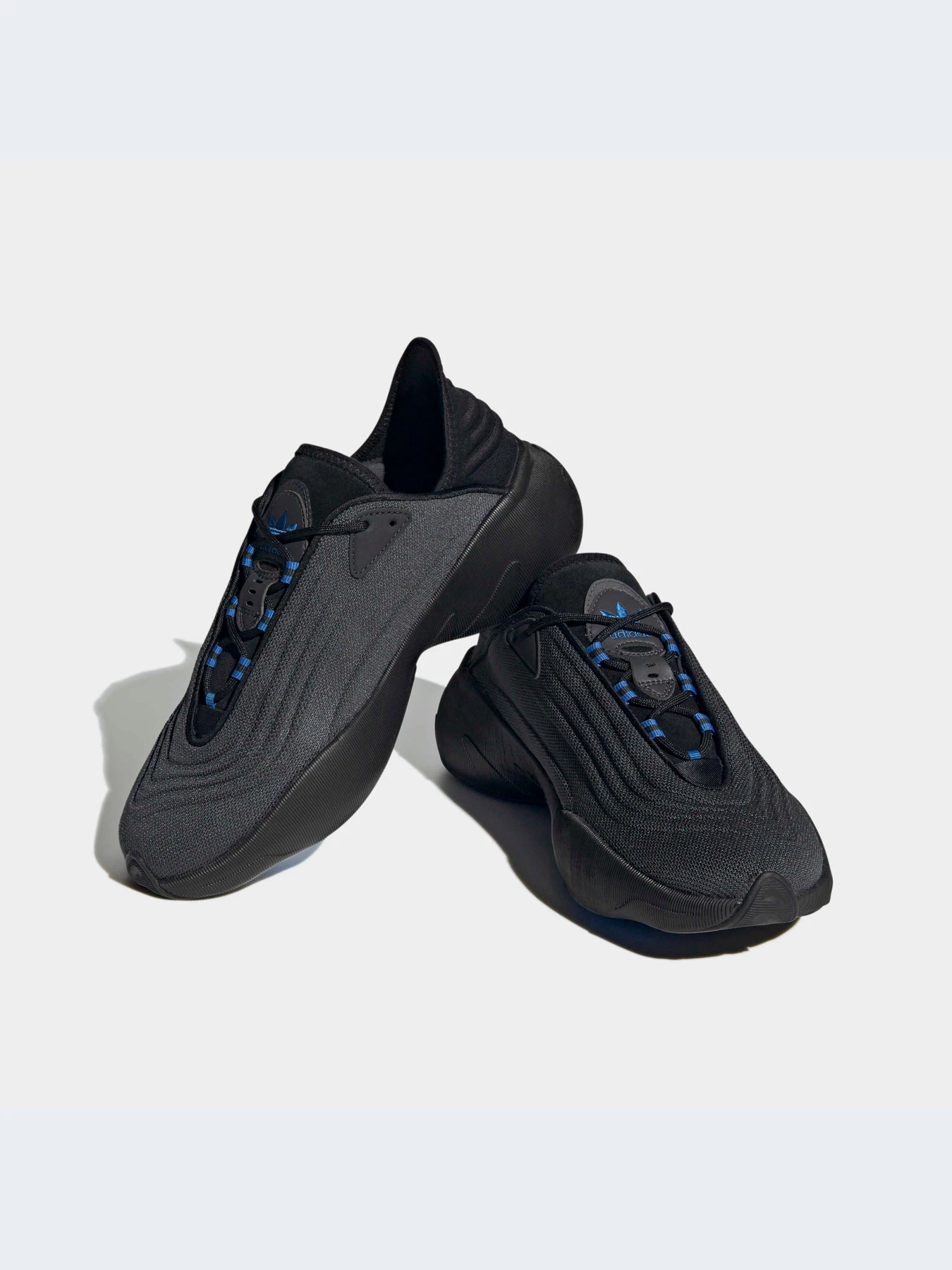 Кроссовки Adidas модель H06415 Кроссовки Adidas модель H06415 Фото