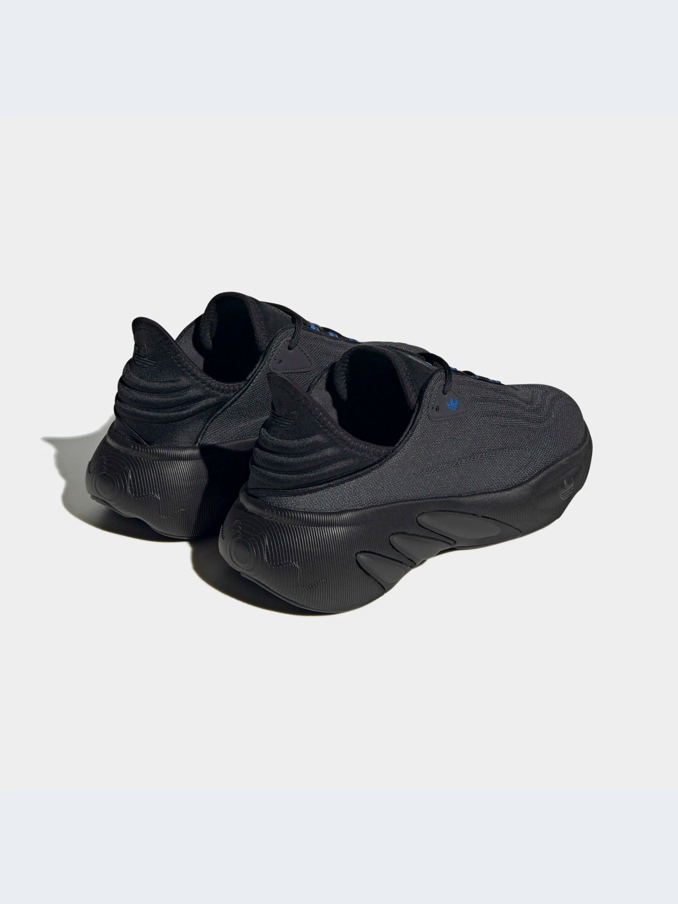 Кроссовки Adidas модель H06415 Кроссовки Adidas модель H06415 Фото