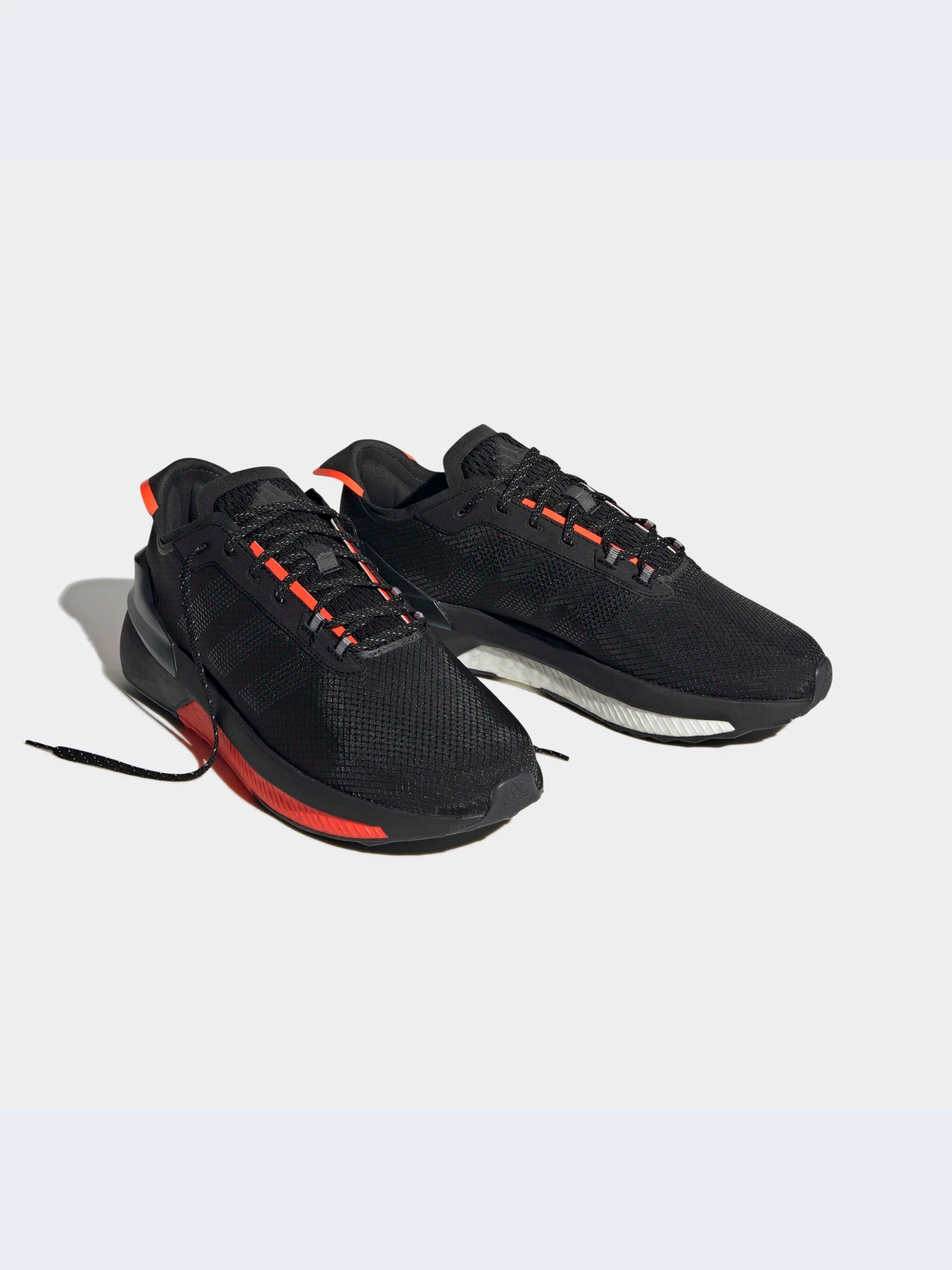 Кроссовки Adidas AVRYN модель HP5980 Кроссовки Adidas AVRYN модель HP5980 Фото