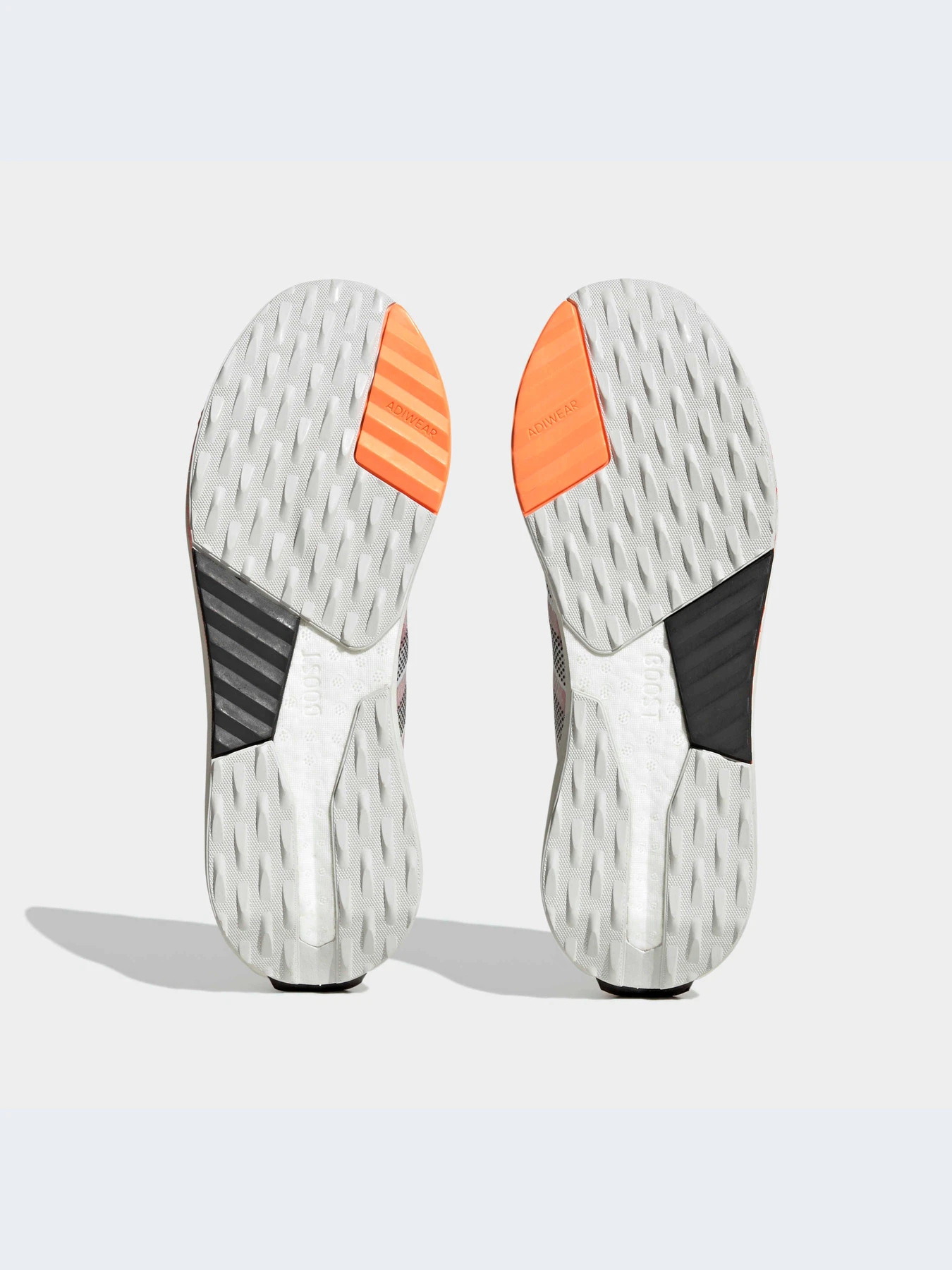 Кроссовки Adidas AVRYN модель HP5974 Фото