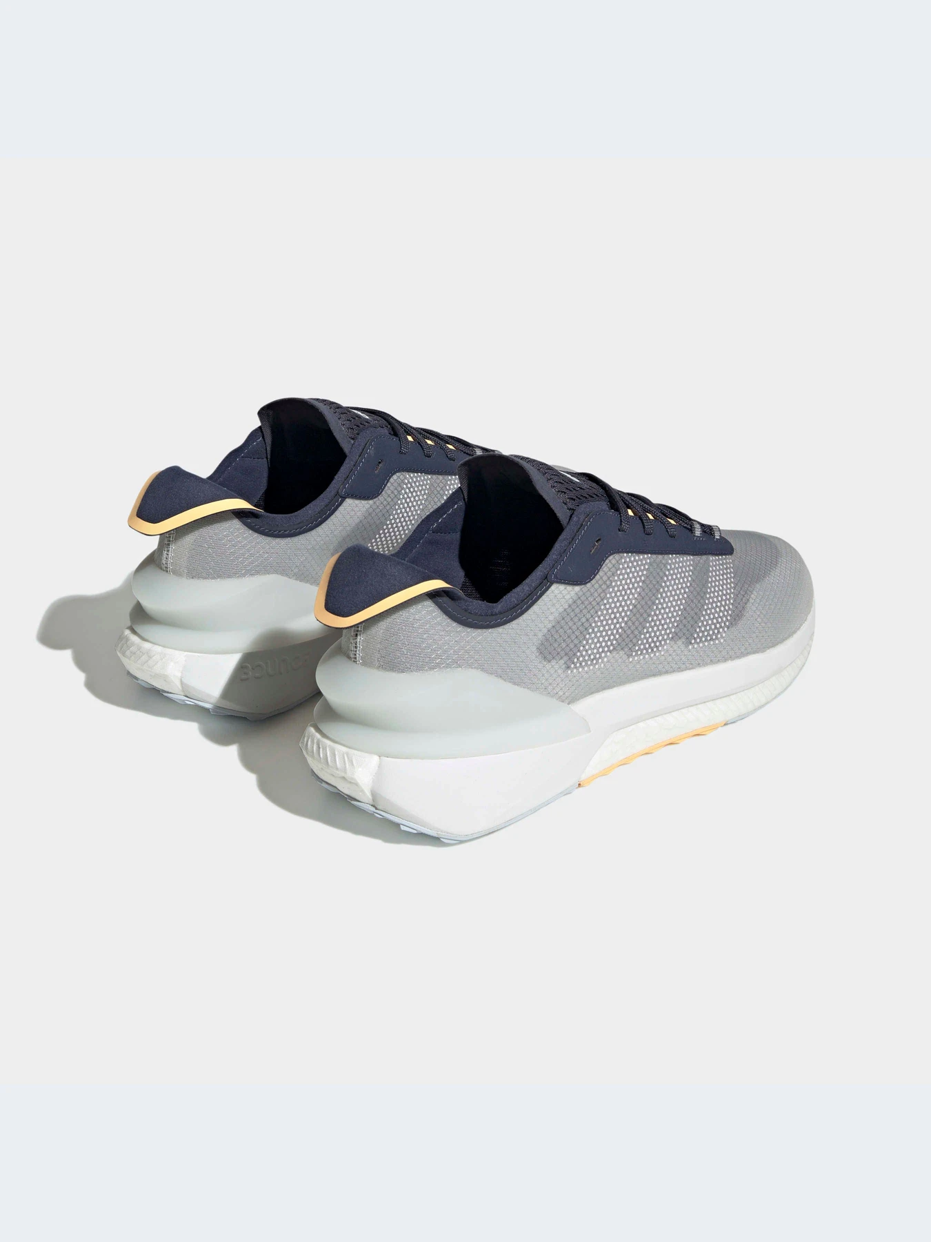 Кроссовки Adidas AVRYN модель HP5971 Кроссовки Adidas AVRYN модель HP5971 Фото