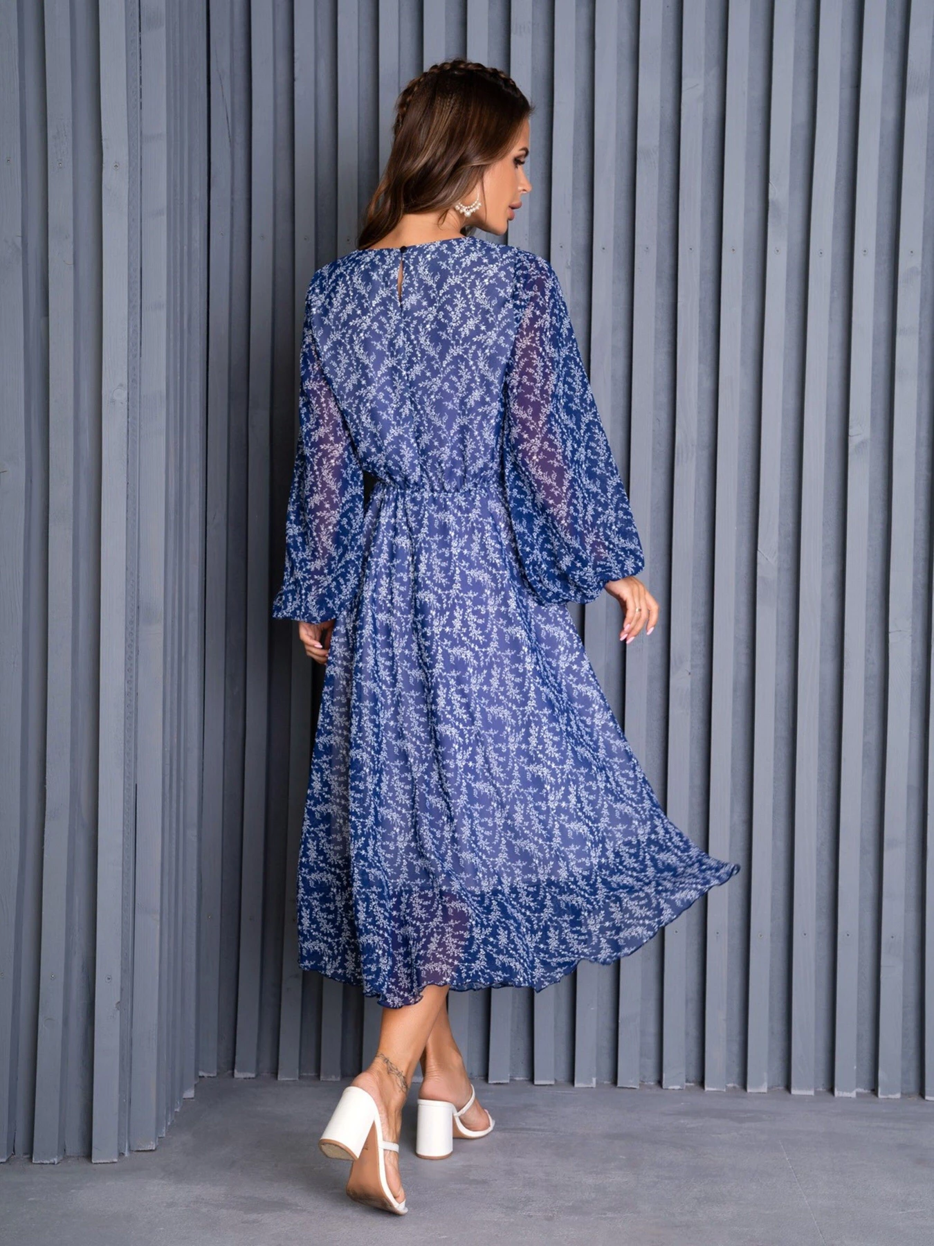 Сукні ISSA Plus модель 14135_blue Сукні ISSA Plus модель 14135_blue Фото