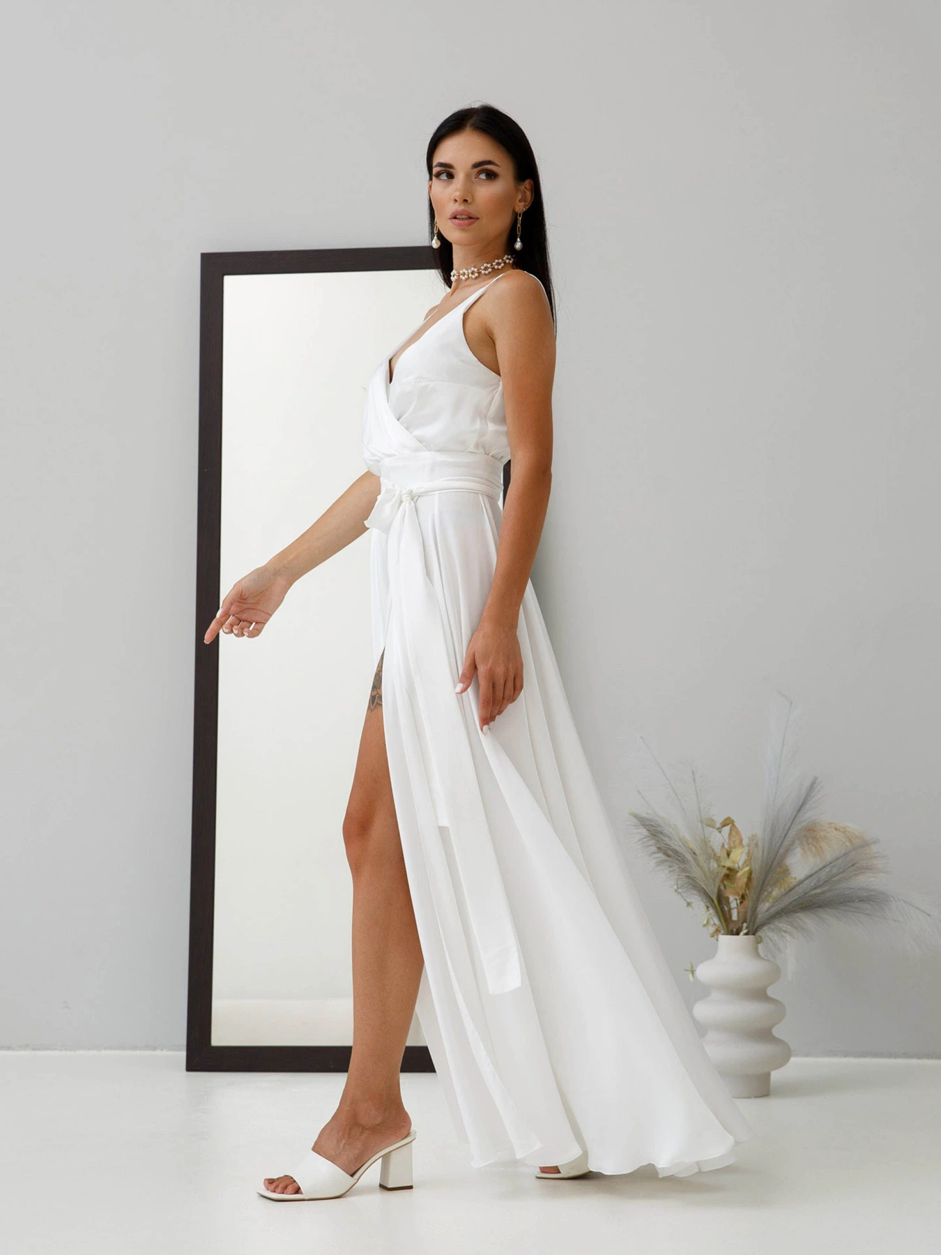 Платья Jadone Fashion модель Suknya_Bonsi_bila Фото