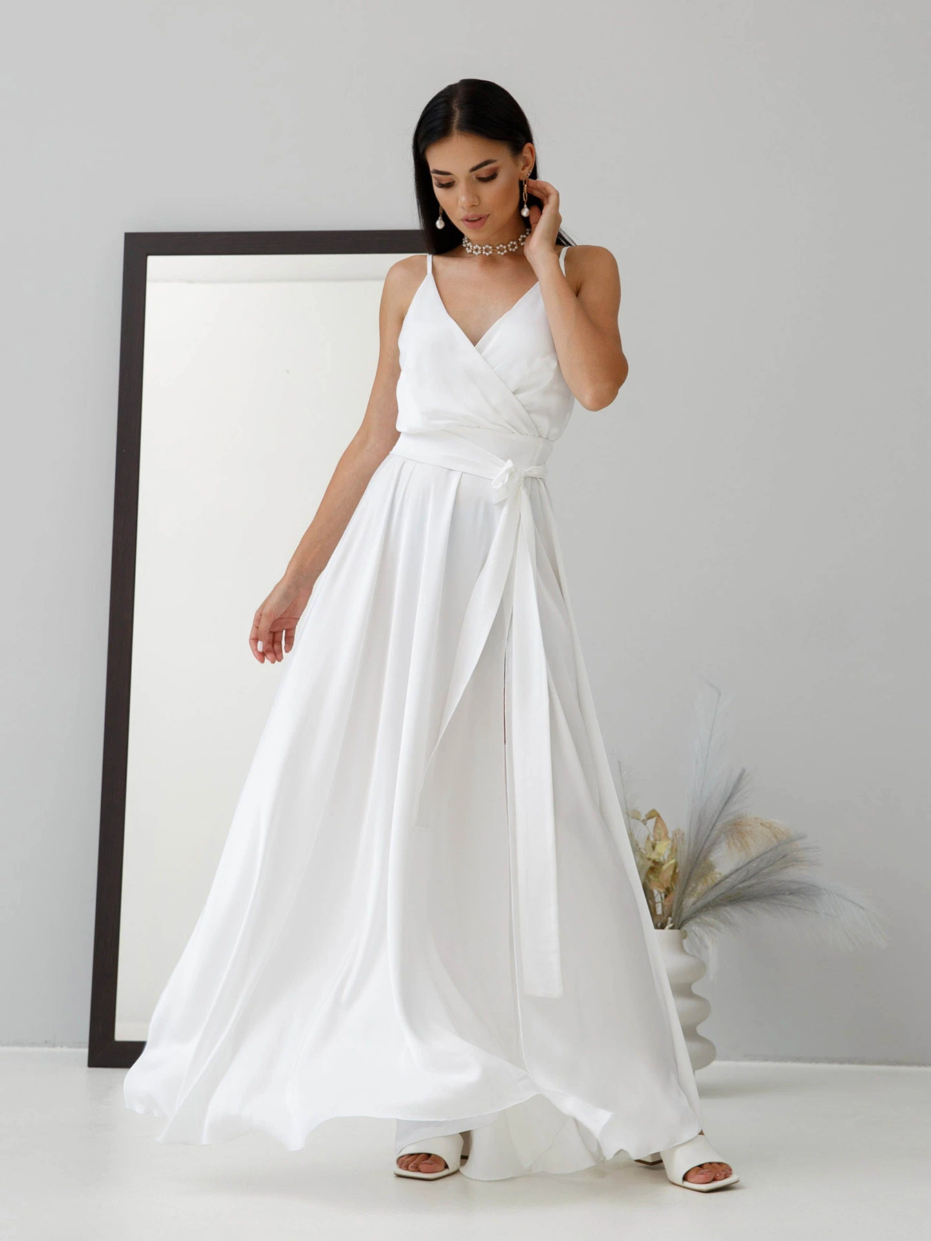 Платья Jadone Fashion модель Suknya_Bonsi_bila Фото