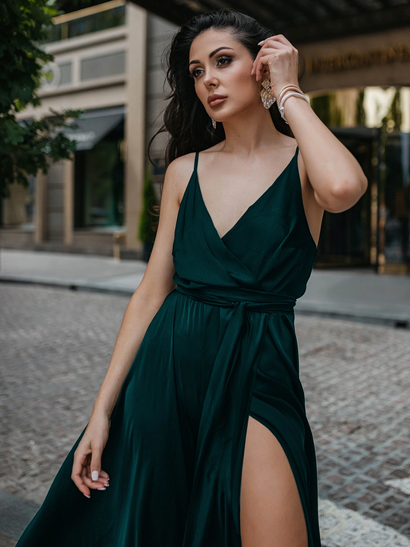 Платья Jadone Fashion модель Suknya_Bonsi_smaragd Фото