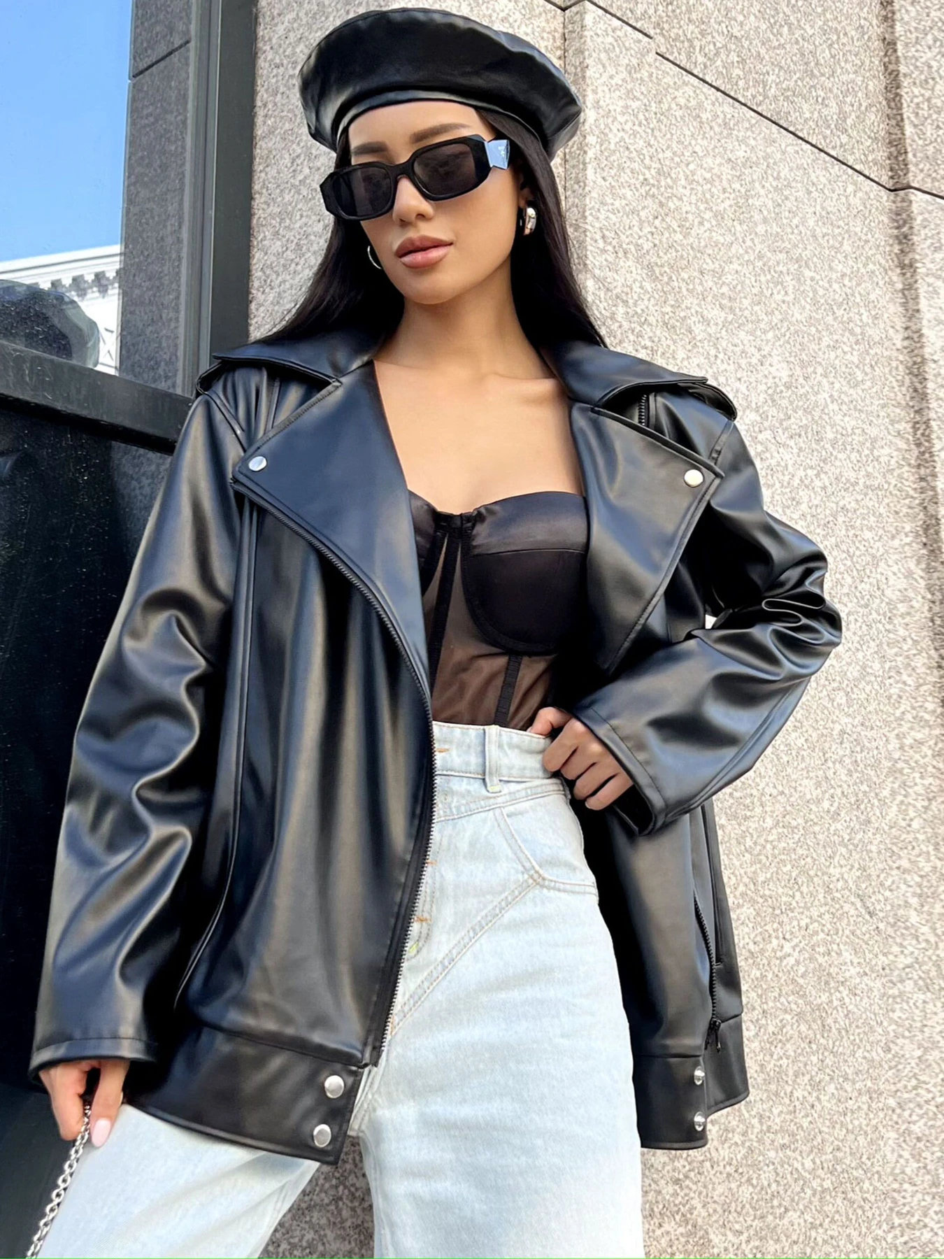 Куртки та дублянки Jadone Fashion модель Kurtka_Derbi_chorn Фото