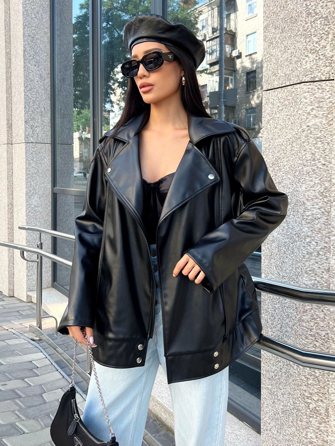 Куртки та дублянки Jadone Fashion модель Kurtka_Derbi_chorn Фото