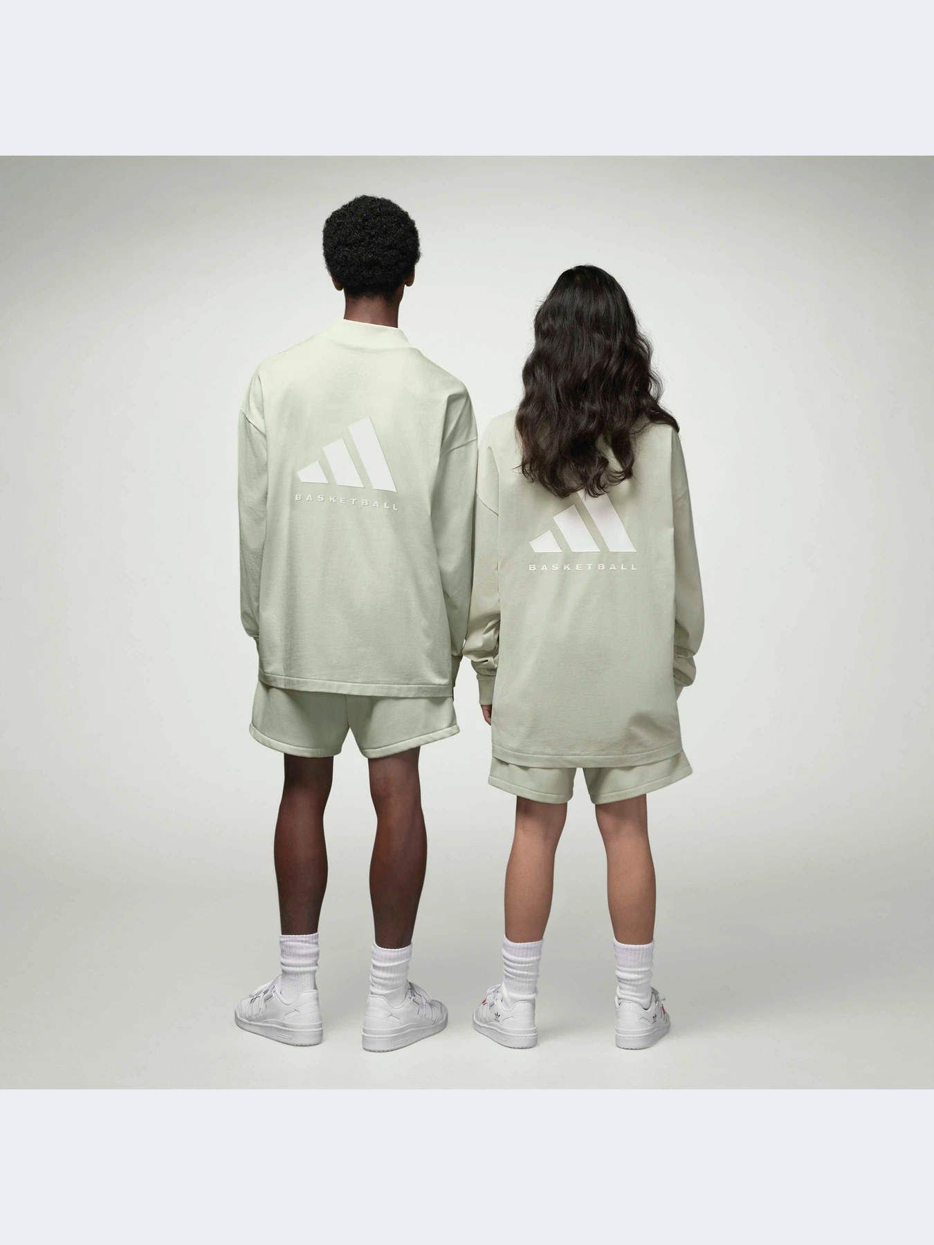 Шорты Adidas модель IA3425 Фото