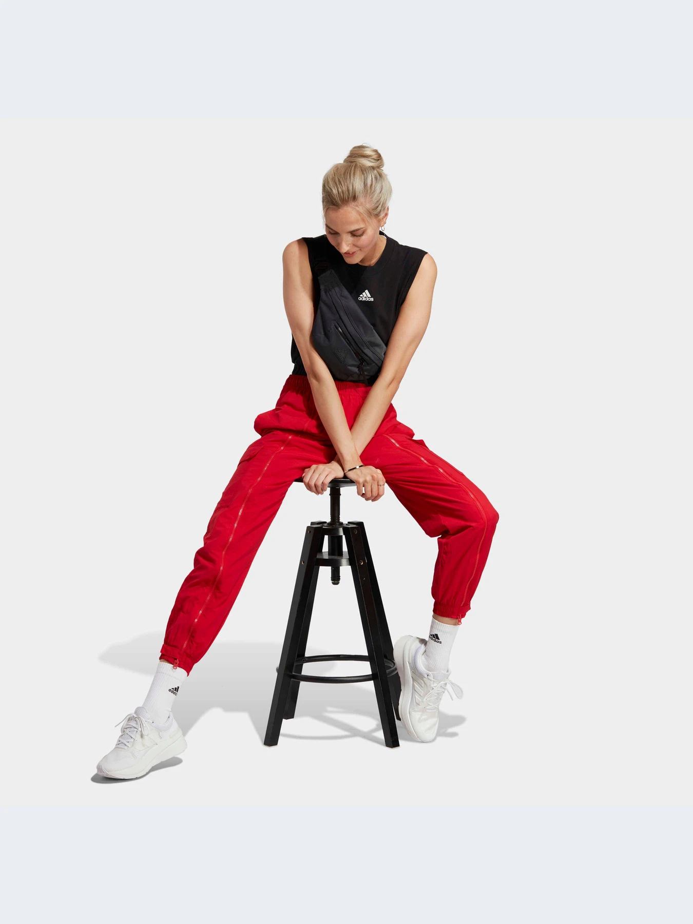 Брюки Adidas модель IC6658 Фото