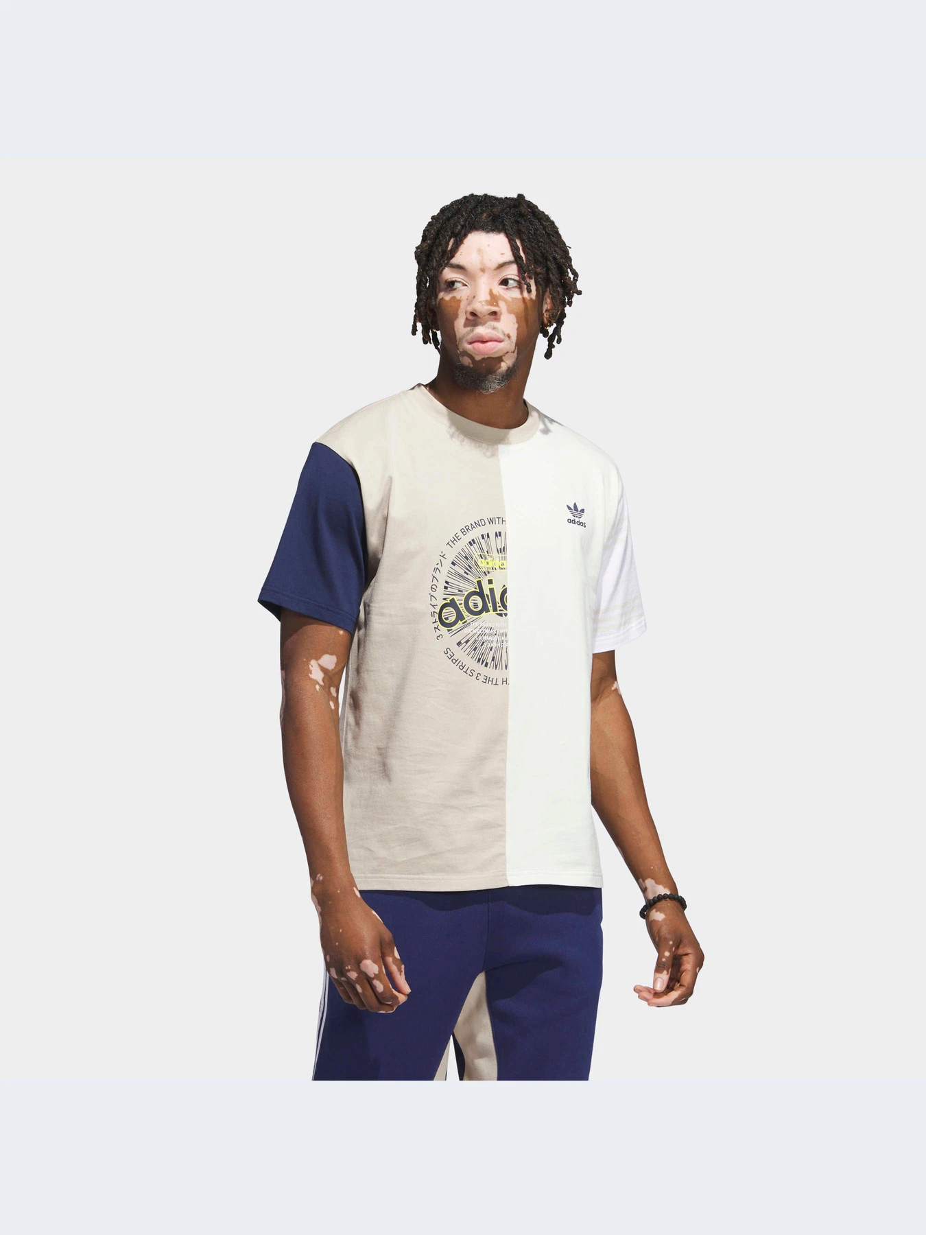 Футболки и поло Adidas Graphics модель IL4710 Футболки и поло Adidas Graphics модель IL4710 Фото