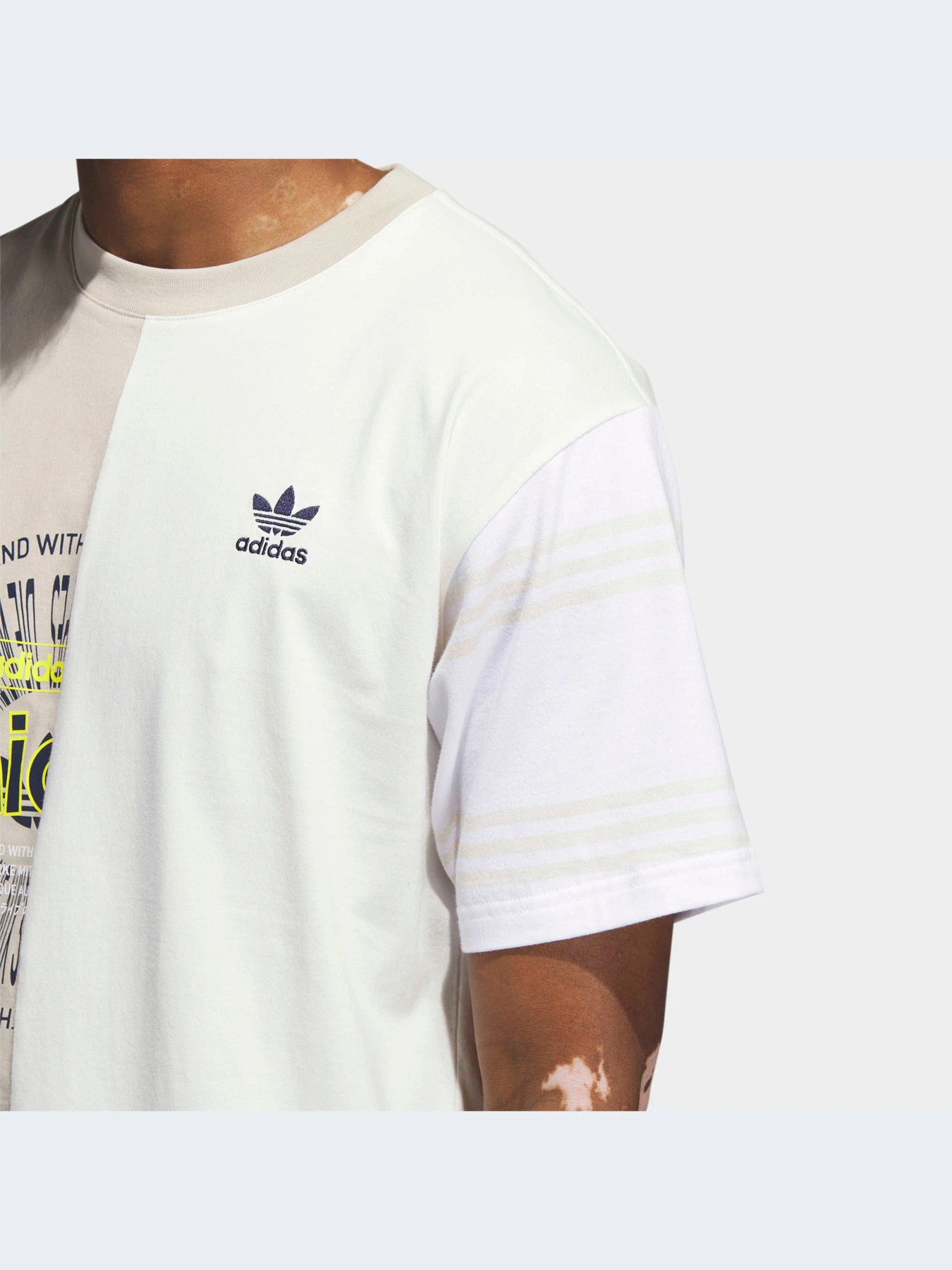 Футболки и поло Adidas Graphics модель IL4710 Футболки и поло Adidas Graphics модель IL4710 Фото