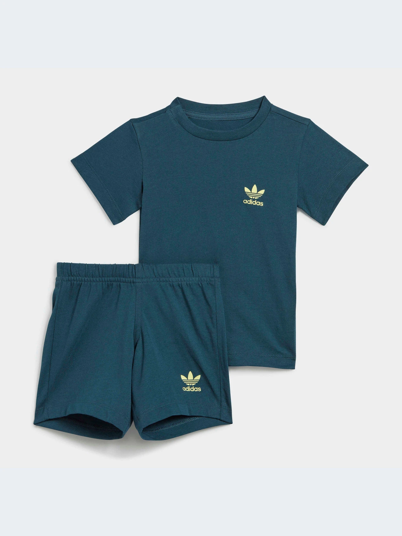 Костюмы Adidas модель IJ7197 Костюмы Adidas модель IJ7197 Фото