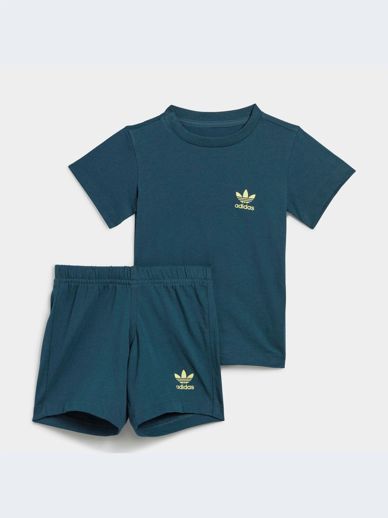 Костюмы Adidas модель IJ7197 Костюмы Adidas модель IJ7197 Фото