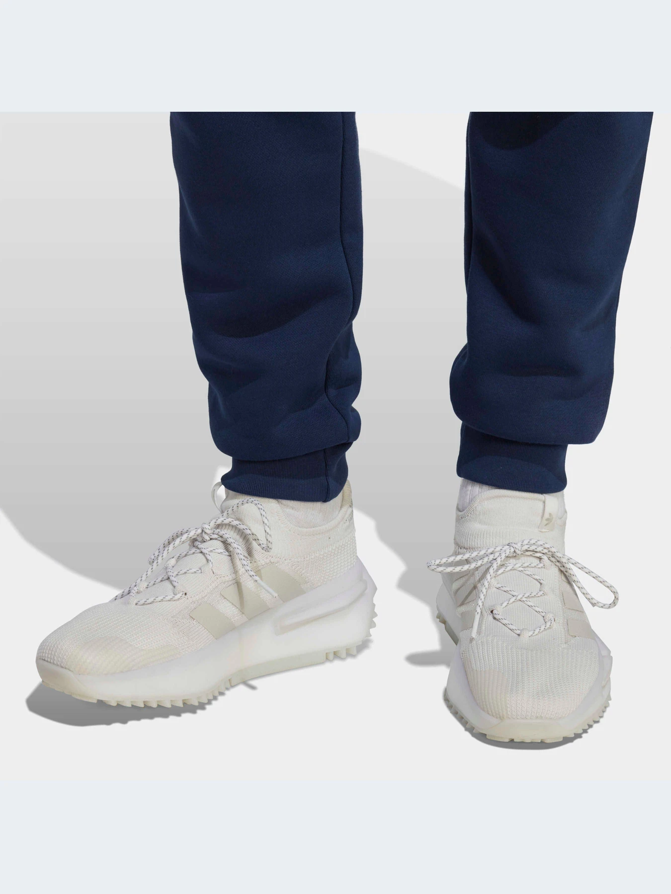 Брюки Adidas модель IA4835 Фото