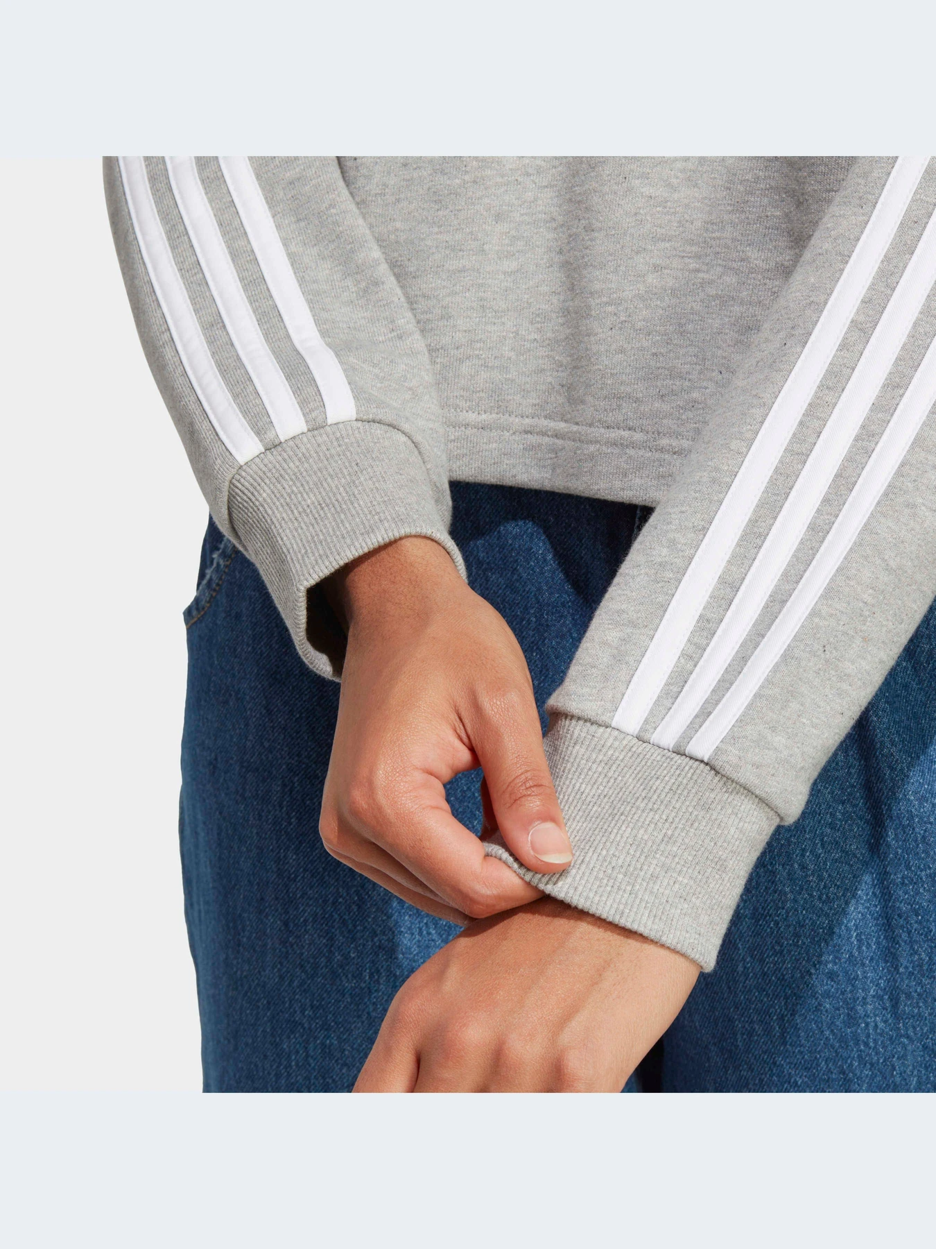 Худи и свитшоты Adidas модель IC9910 Фото