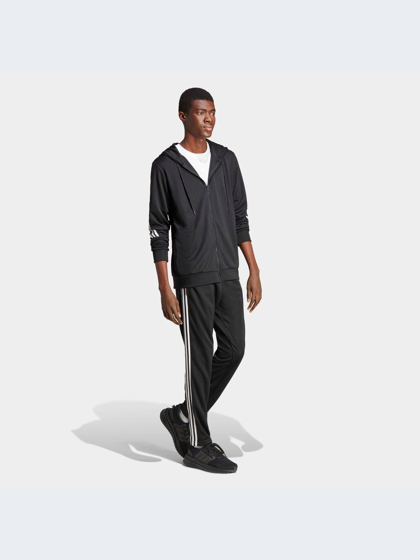 Костюмы Adidas 3 Stripes модель IC6767 Костюмы Adidas 3 Stripes модель IC6767 Фото