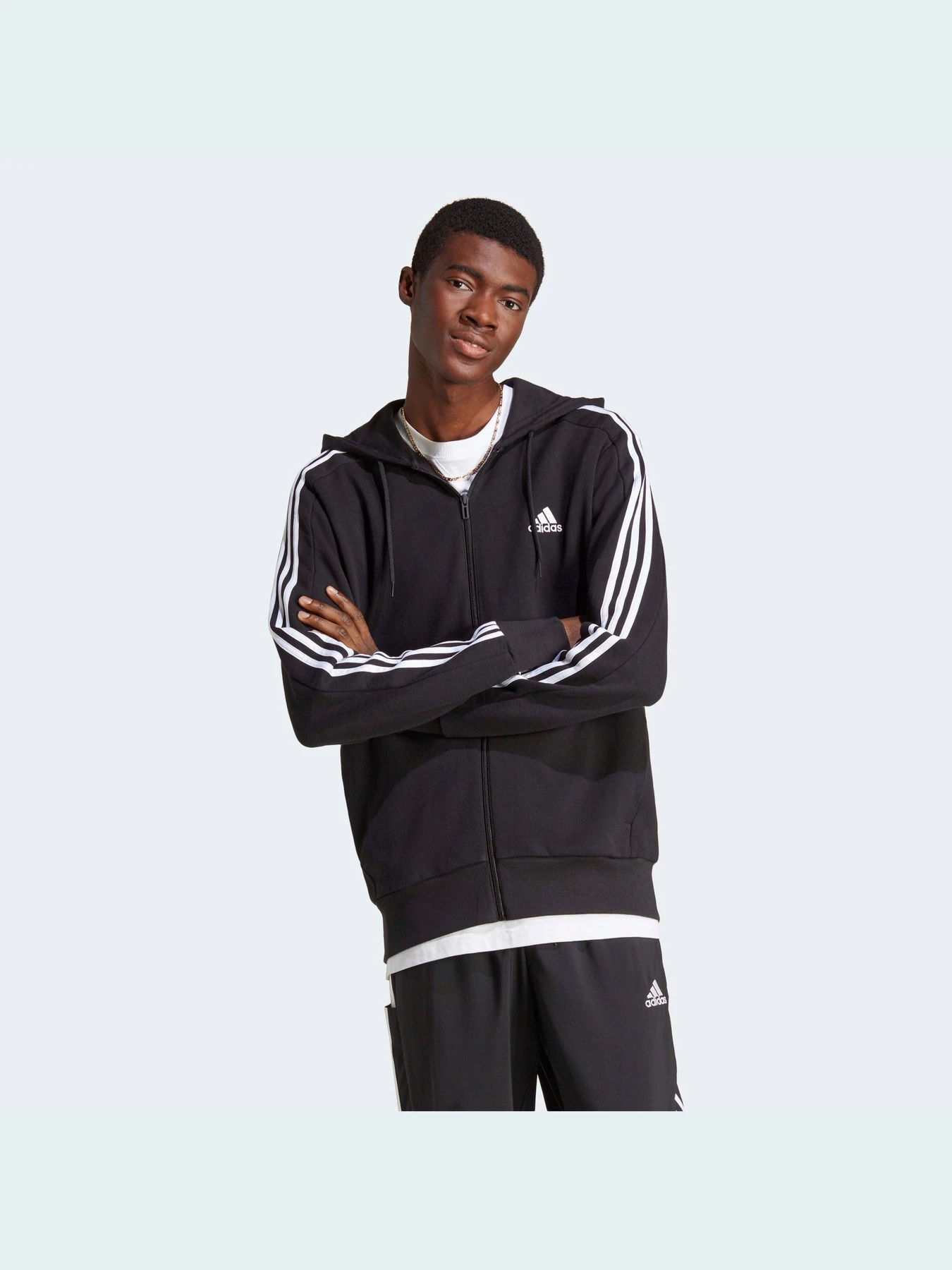 Худи и свитшоты Adidas модель IC0433 Фото