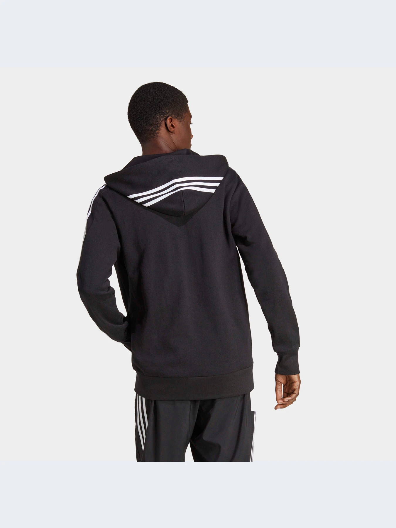 Худи и свитшоты Adidas модель IC0433 Фото