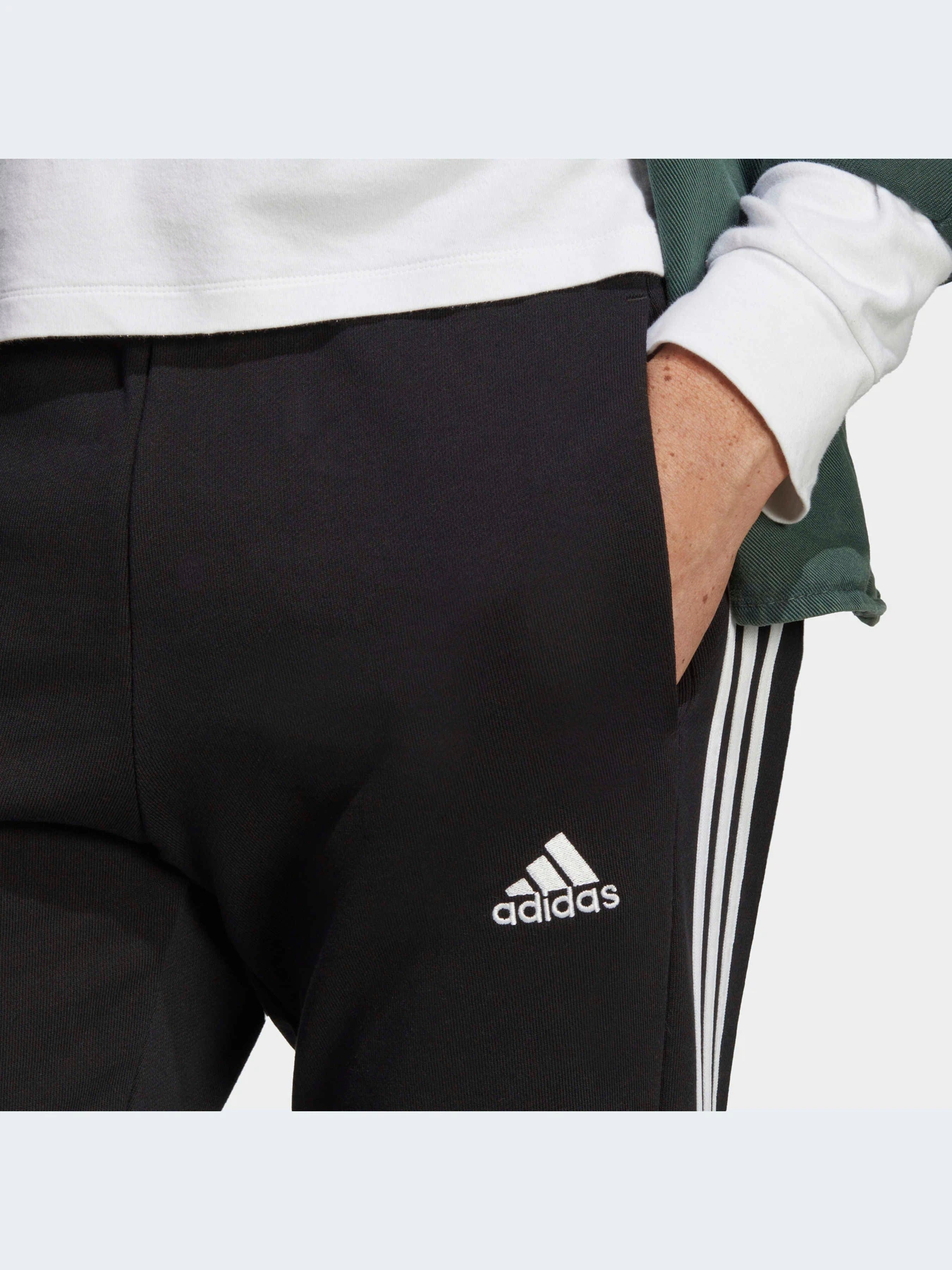Брюки Adidas модель IC0050 Брюки Adidas модель IC0050 Фото