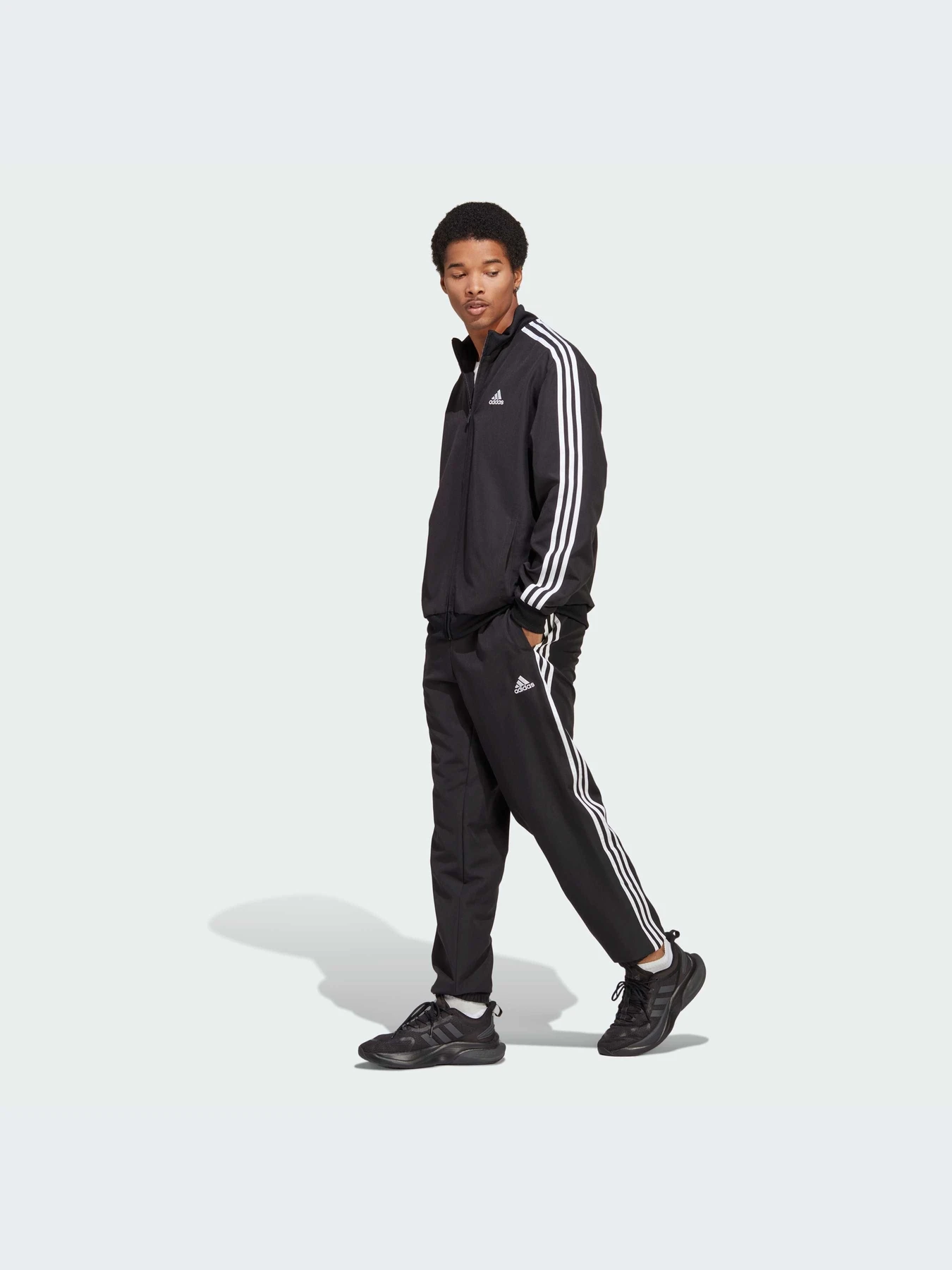Костюмы Adidas модель IC6750 Костюмы Adidas модель IC6750 Фото