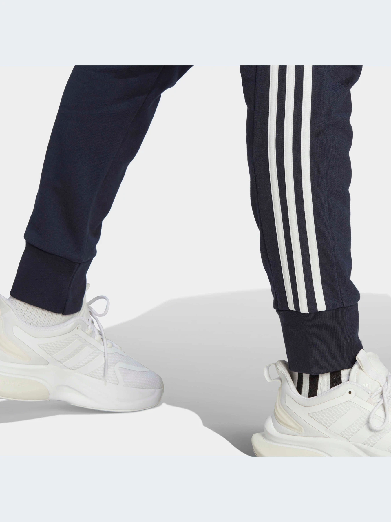 Брюки Adidas модель IC9406 Брюки Adidas модель IC9406 Фото