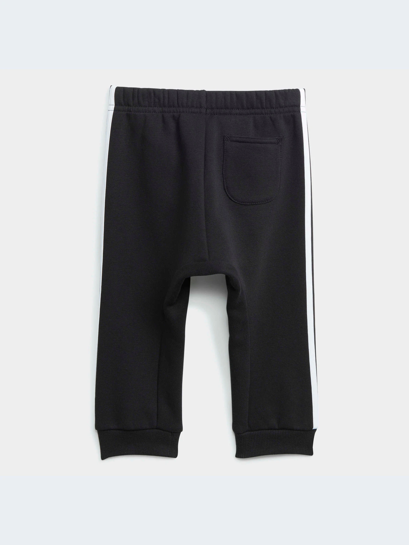 Костюмы Adidas модель IC6592 Костюмы Adidas модель IC6592 Фото