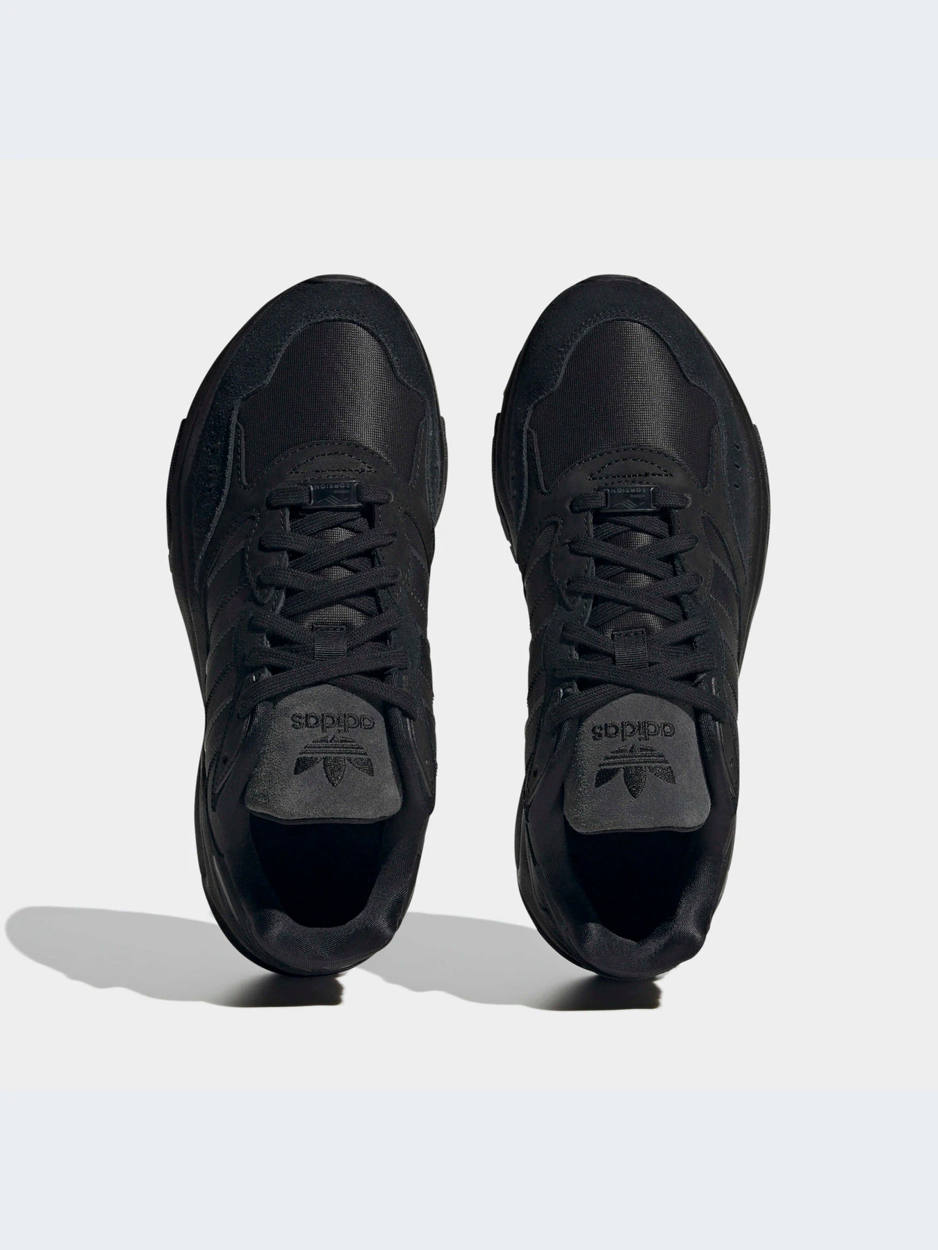 Кроссовки Adidas Retropy модель HP2200 Кроссовки Adidas Retropy модель HP2200 Фото
