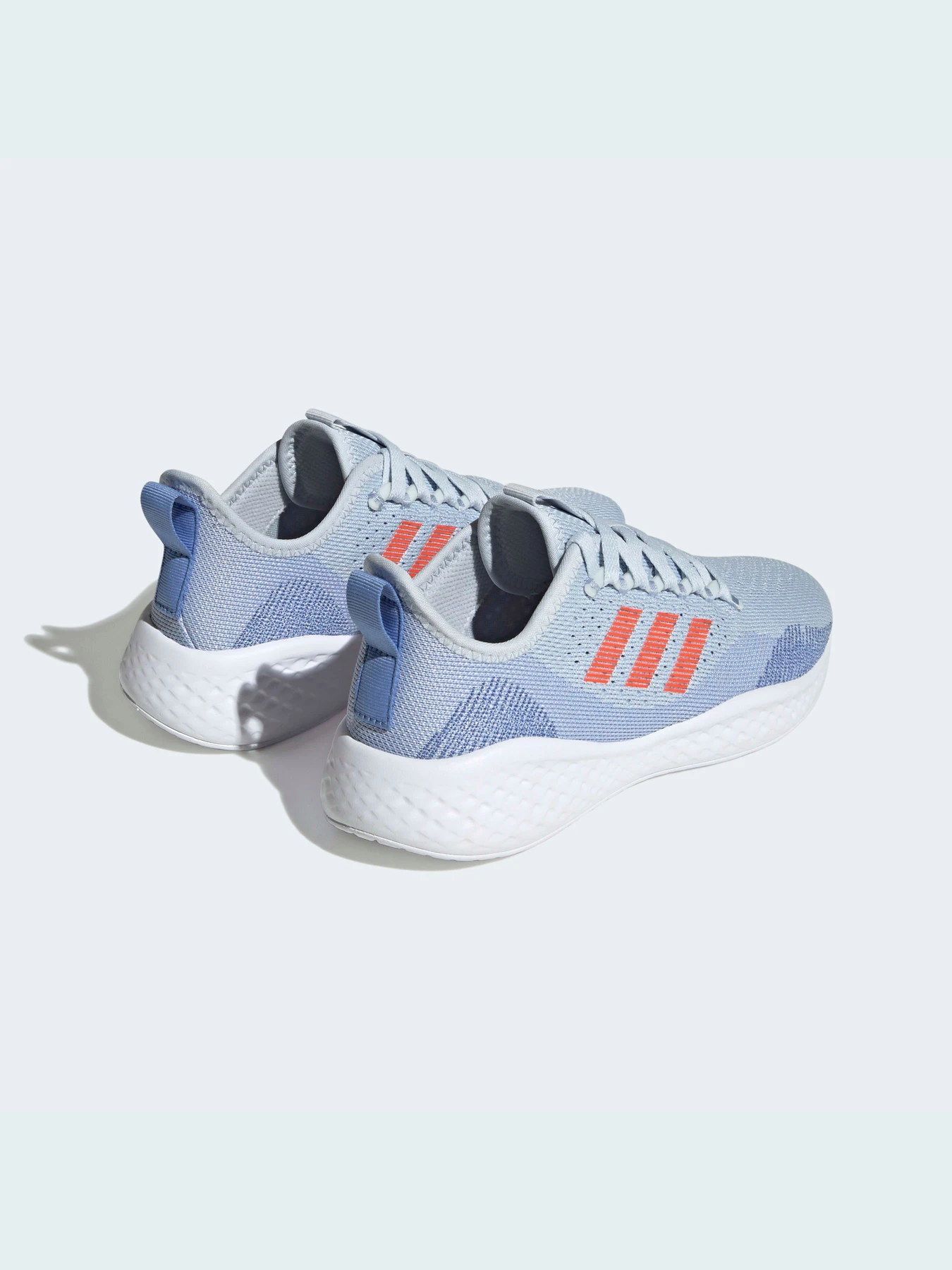 Кроссовки Adidas модель HP6750 Кроссовки Adidas модель HP6750 Фото