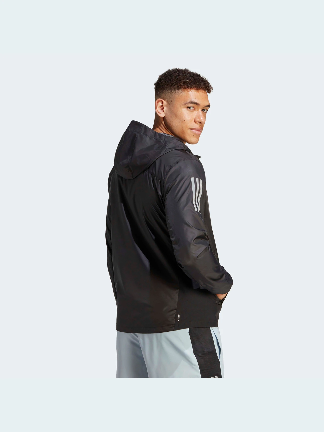 Куртки та дублянки Adidas модель HZ4523 Куртки та дублянки Adidas модель HZ4523 Фото