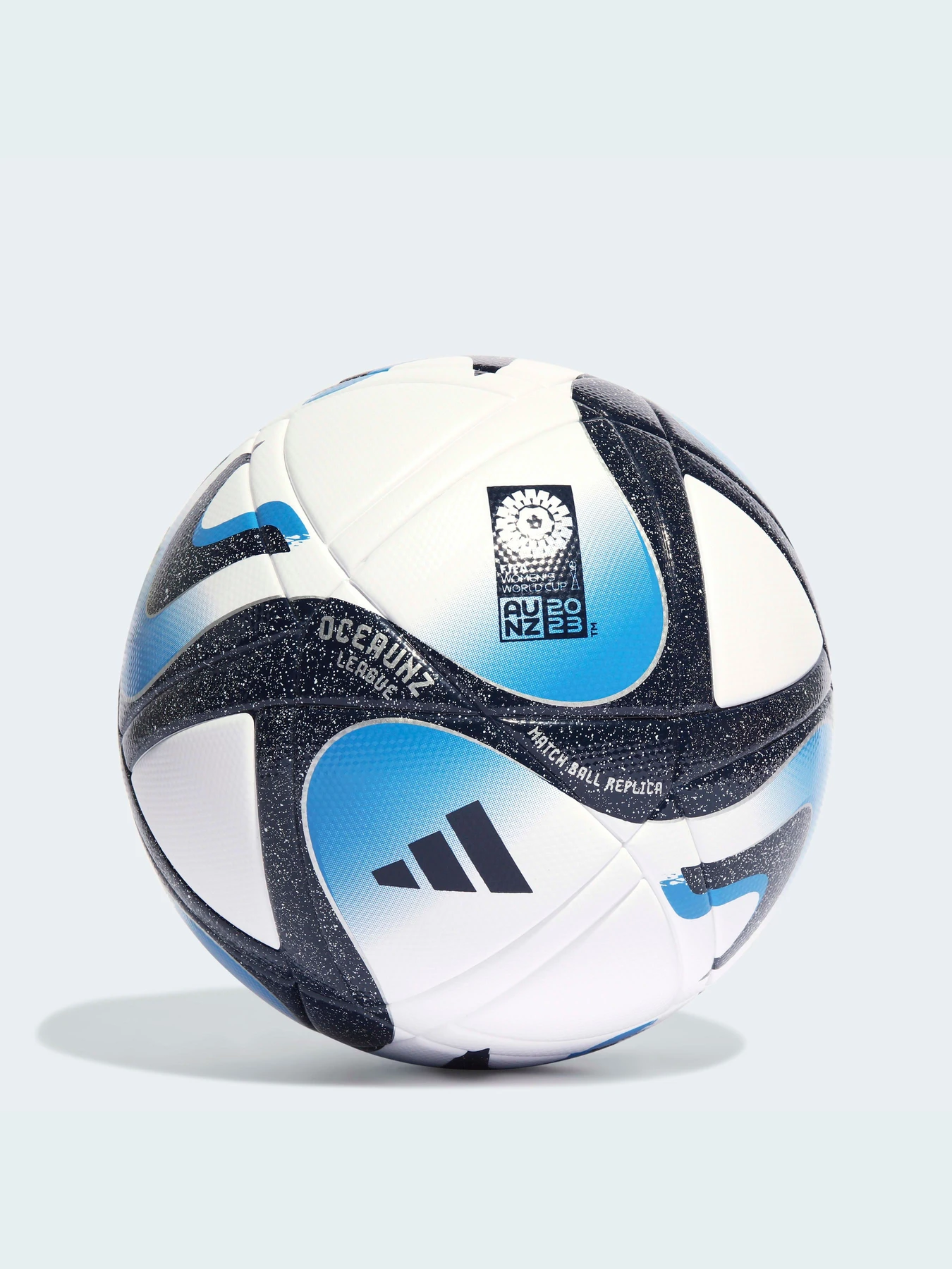 Мячи Adidas модель HT9015 Мячи Adidas модель HT9015 Фото