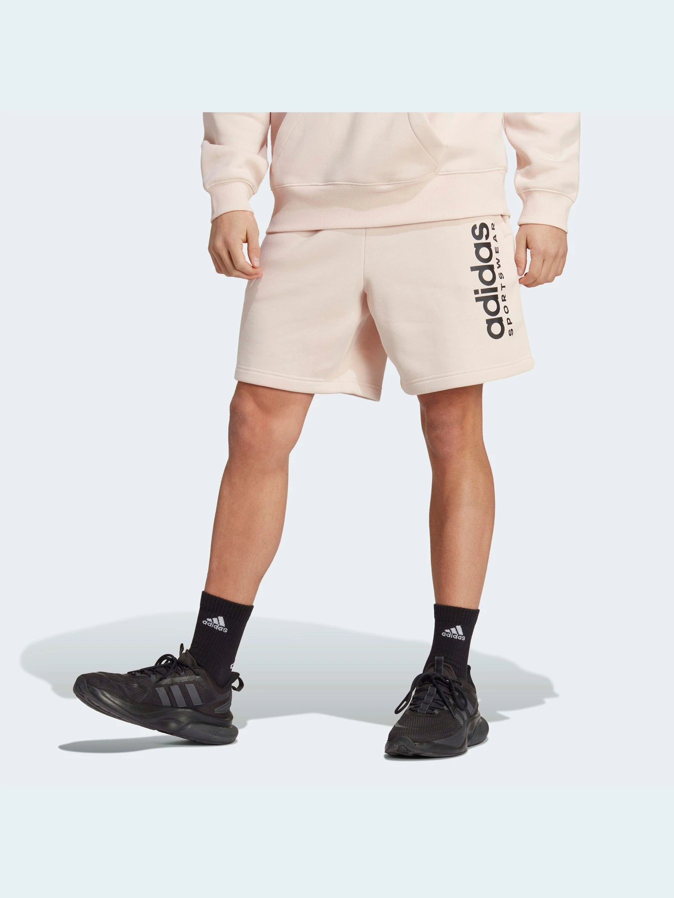 Шорты Adidas Graphics модель IC9794 Шорты Adidas Graphics модель IC9794 Фото