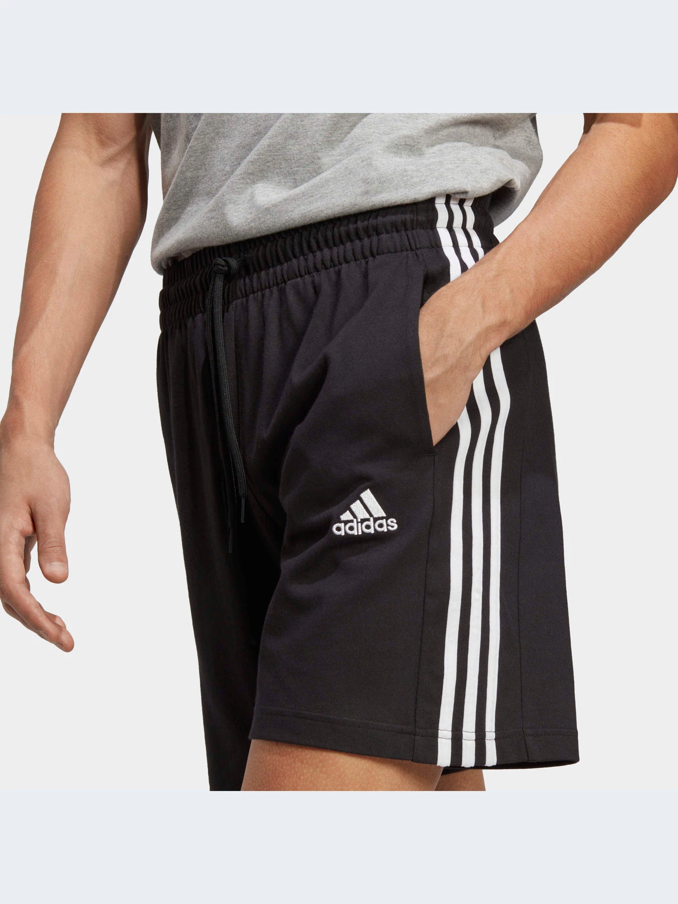 Шорты Adidas модель IC9378 Шорты Adidas модель IC9378 Фото