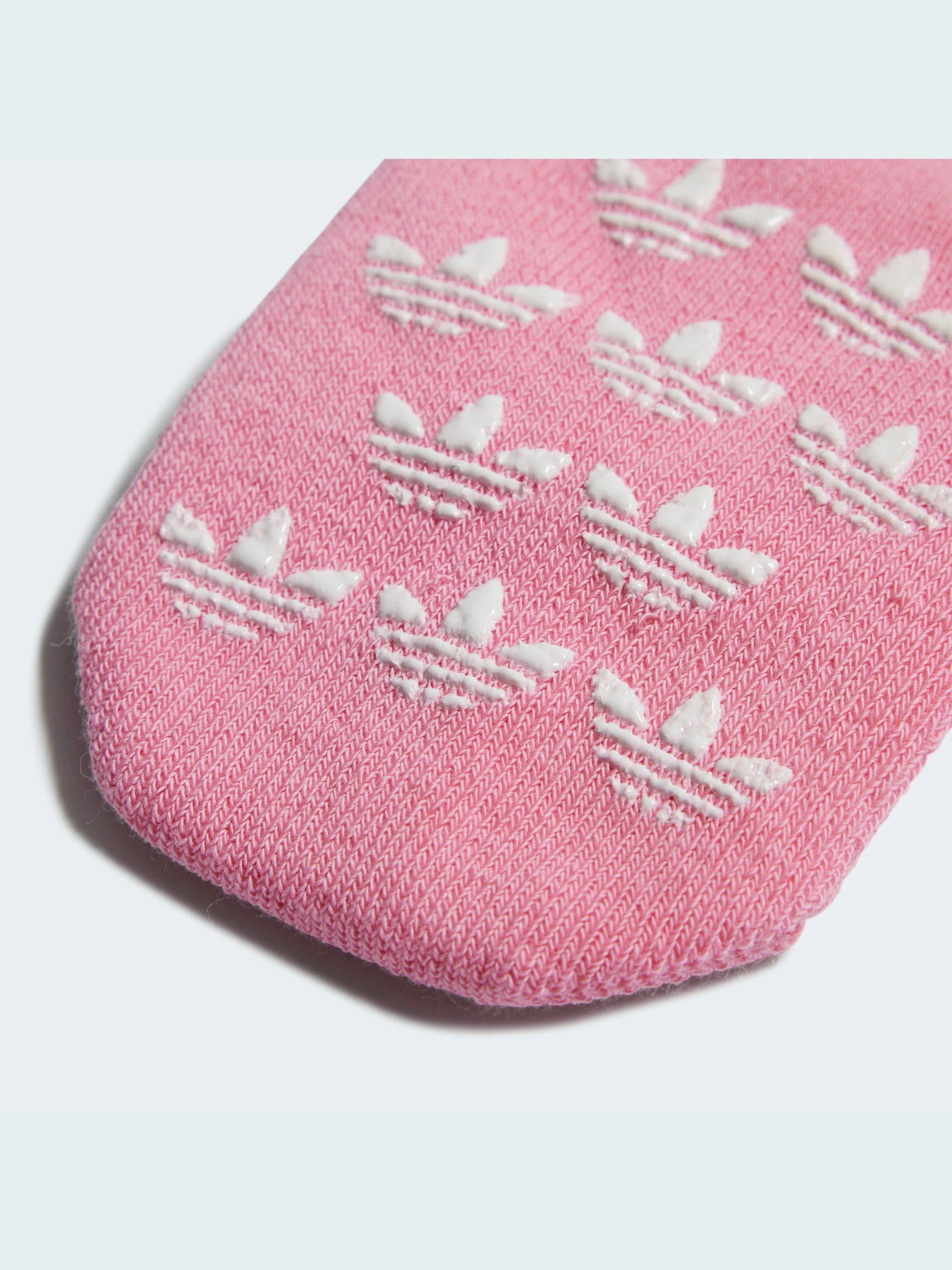 Носки и гольфы Adidas модель HM1696 Носки и гольфы Adidas модель HM1696 Фото