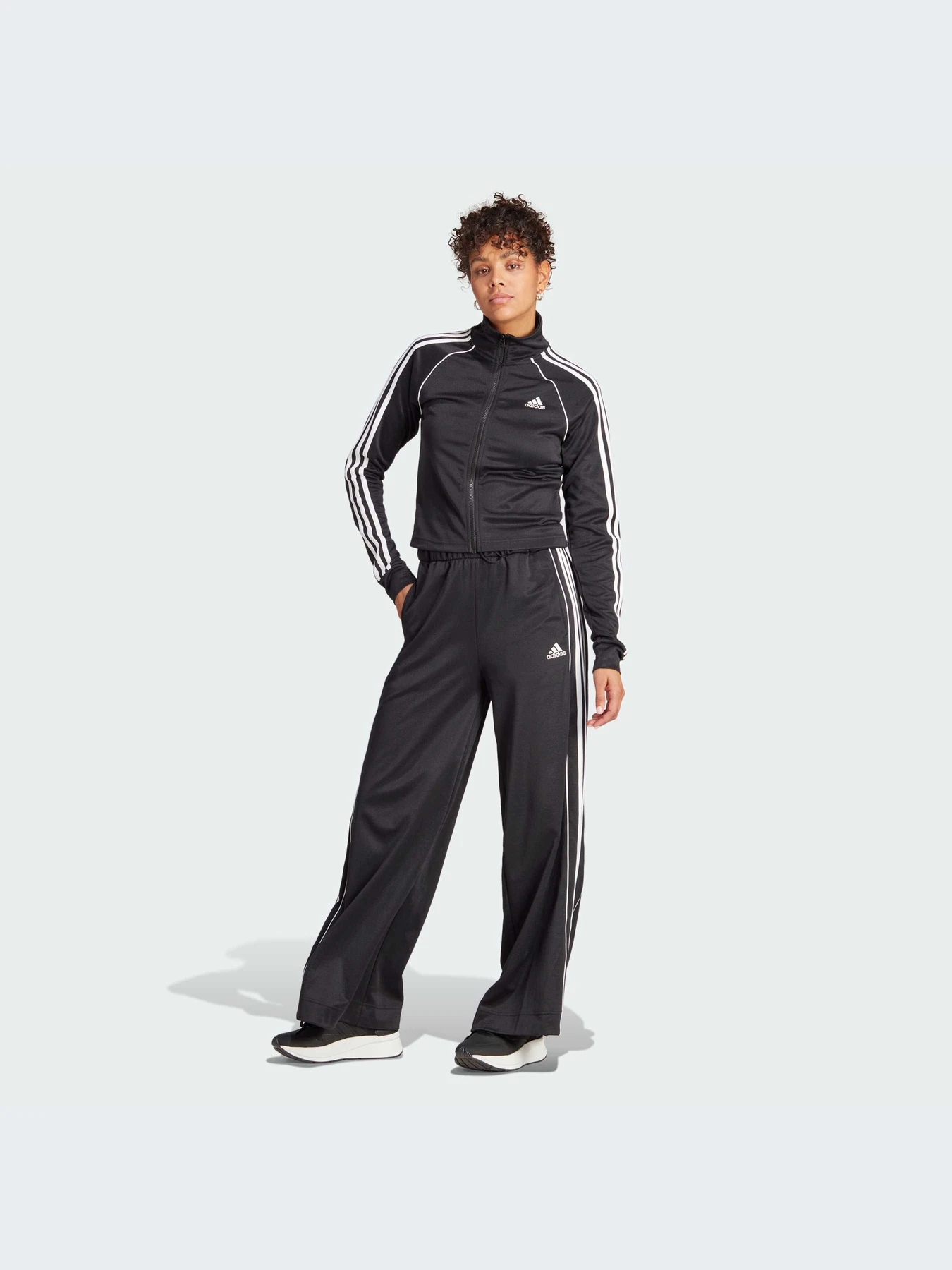 Костюми Adidas модель IA3147 Костюми Adidas модель IA3147 Фото