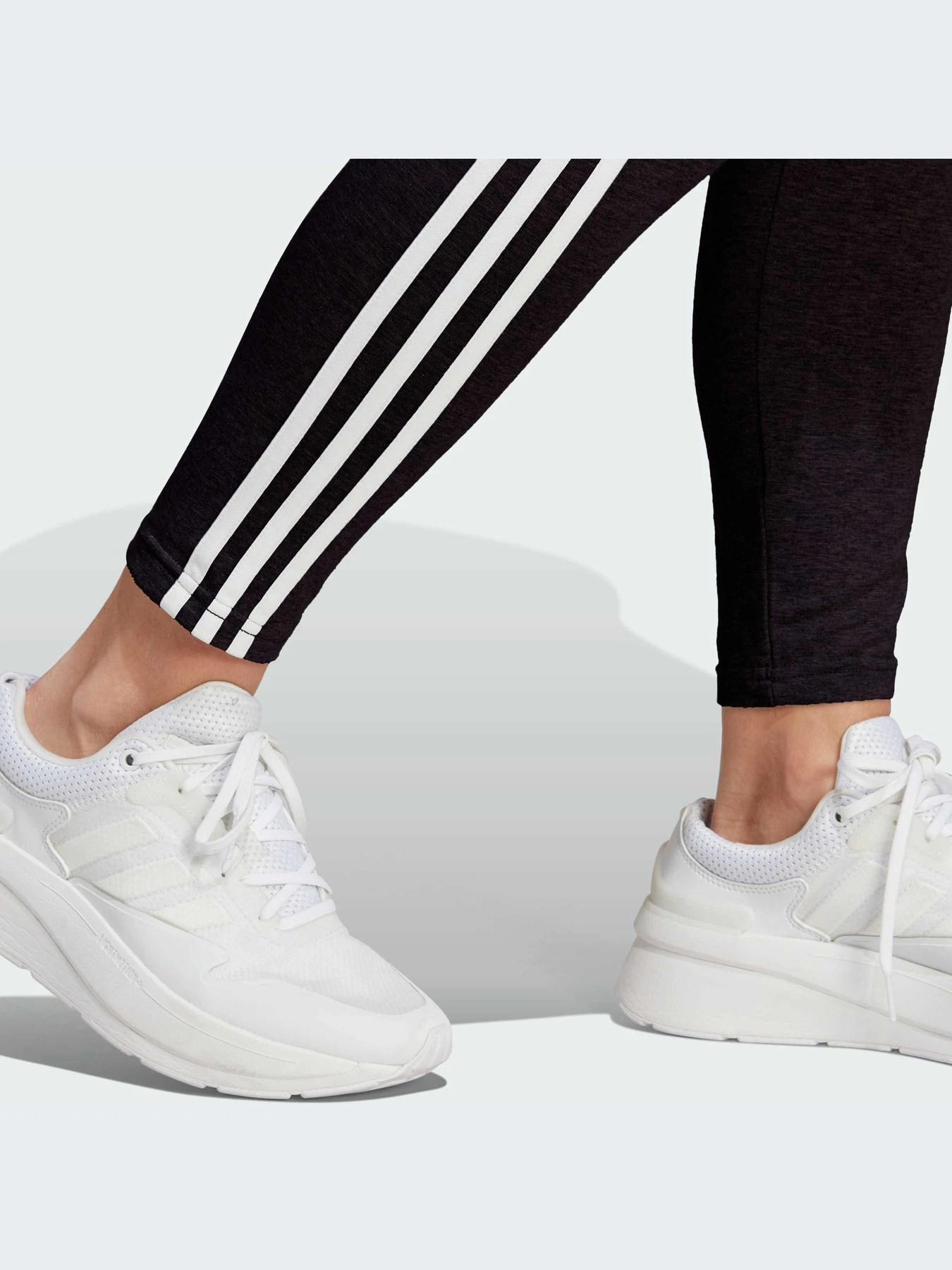 Брюки Adidas модель IC7151 Фото