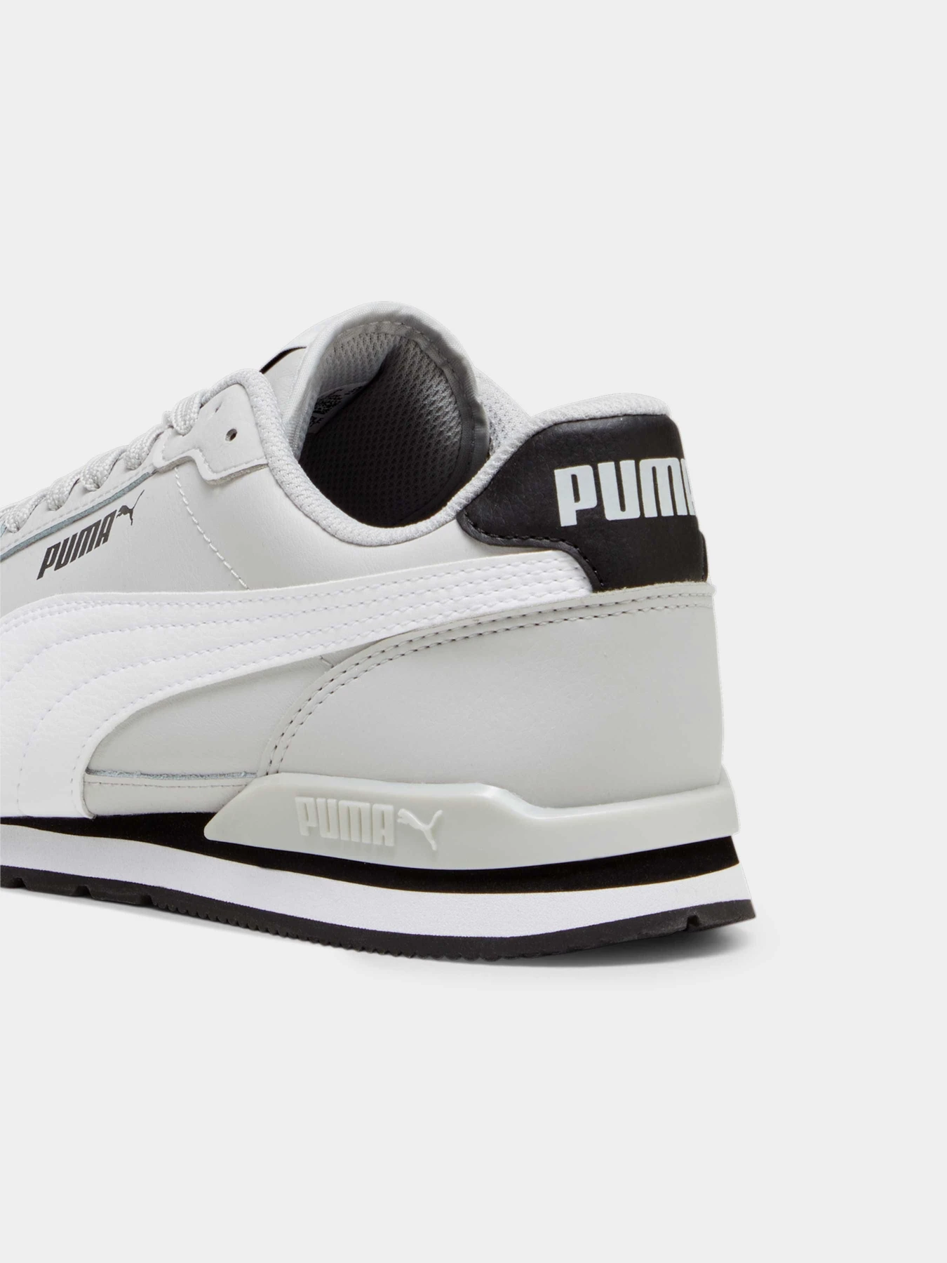 Кросівки PUMA St Runner V3 L модель 384855 Фото