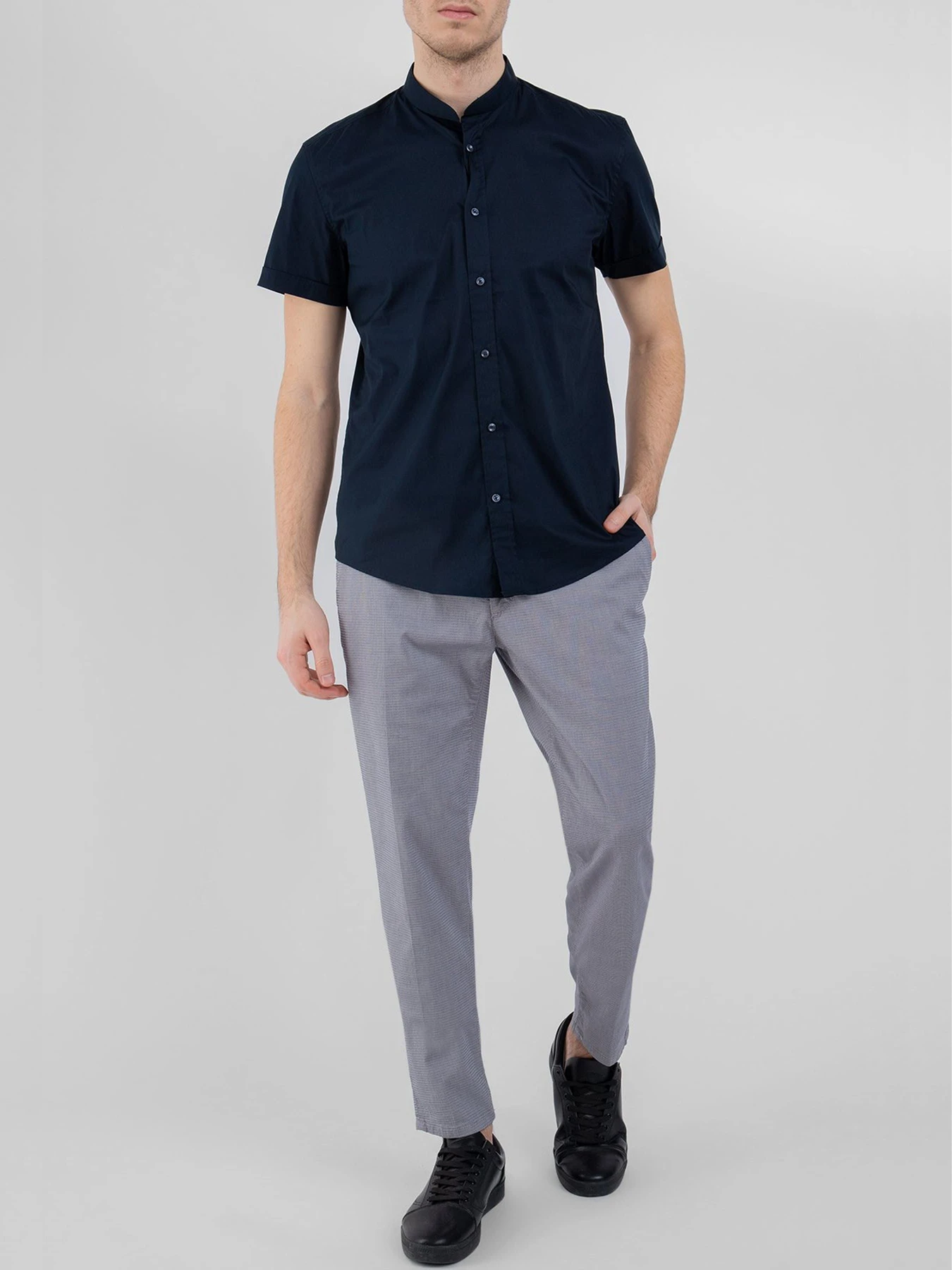 Сорочки Antony Morato модель SS00111FA4500017043 Сорочки Antony Morato модель SS00111FA4500017043 Фото