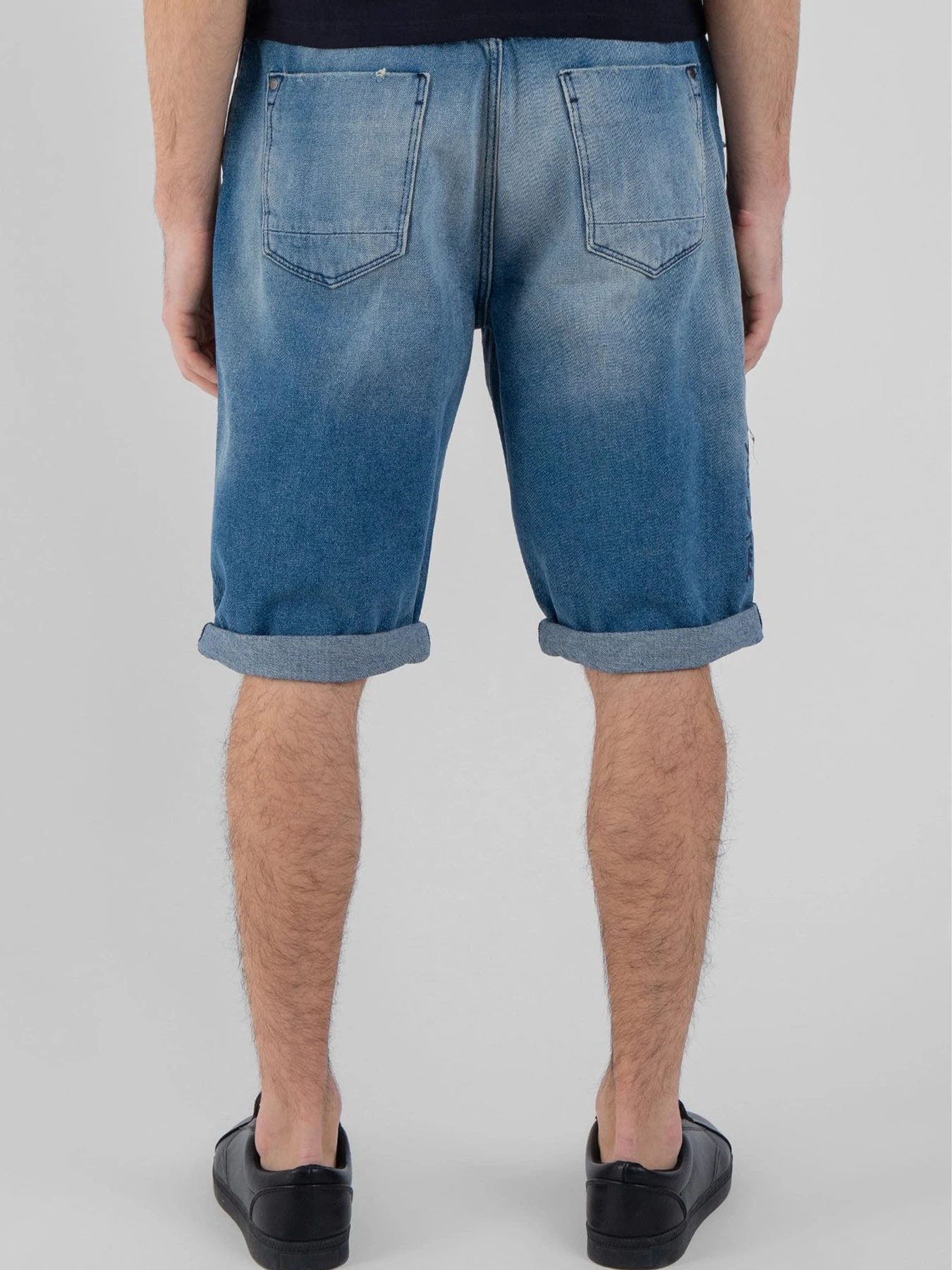 Шорты Antony Morato модель DS00051FA7000907010 Фото