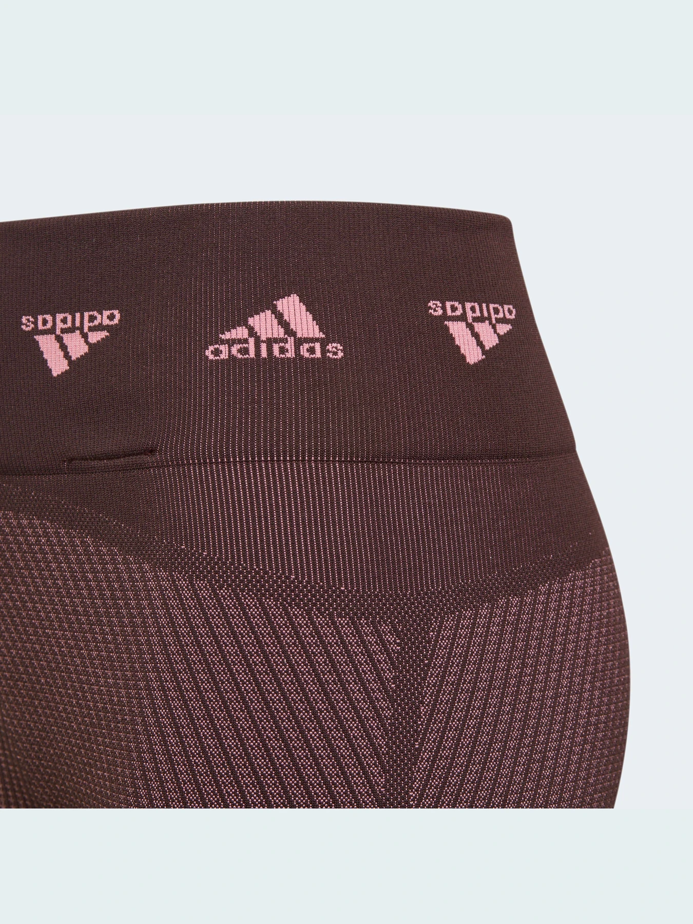 Брюки Adidas модель HM4427 Брюки Adidas модель HM4427 Фото