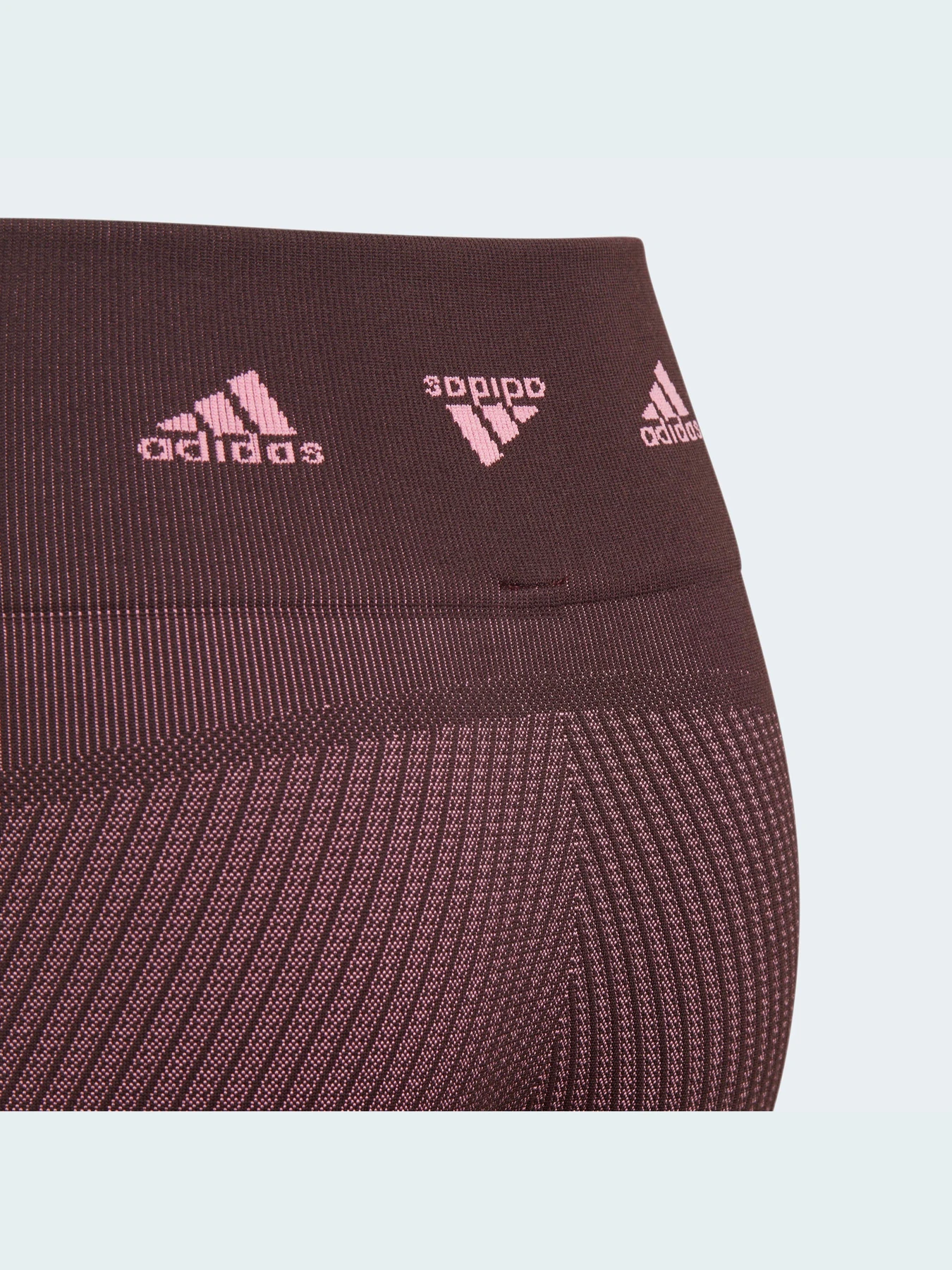 Брюки Adidas модель HM4427 Брюки Adidas модель HM4427 Фото
