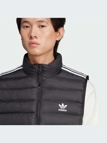 Куртки та дублянки Adidas модель HZ0686 Фото