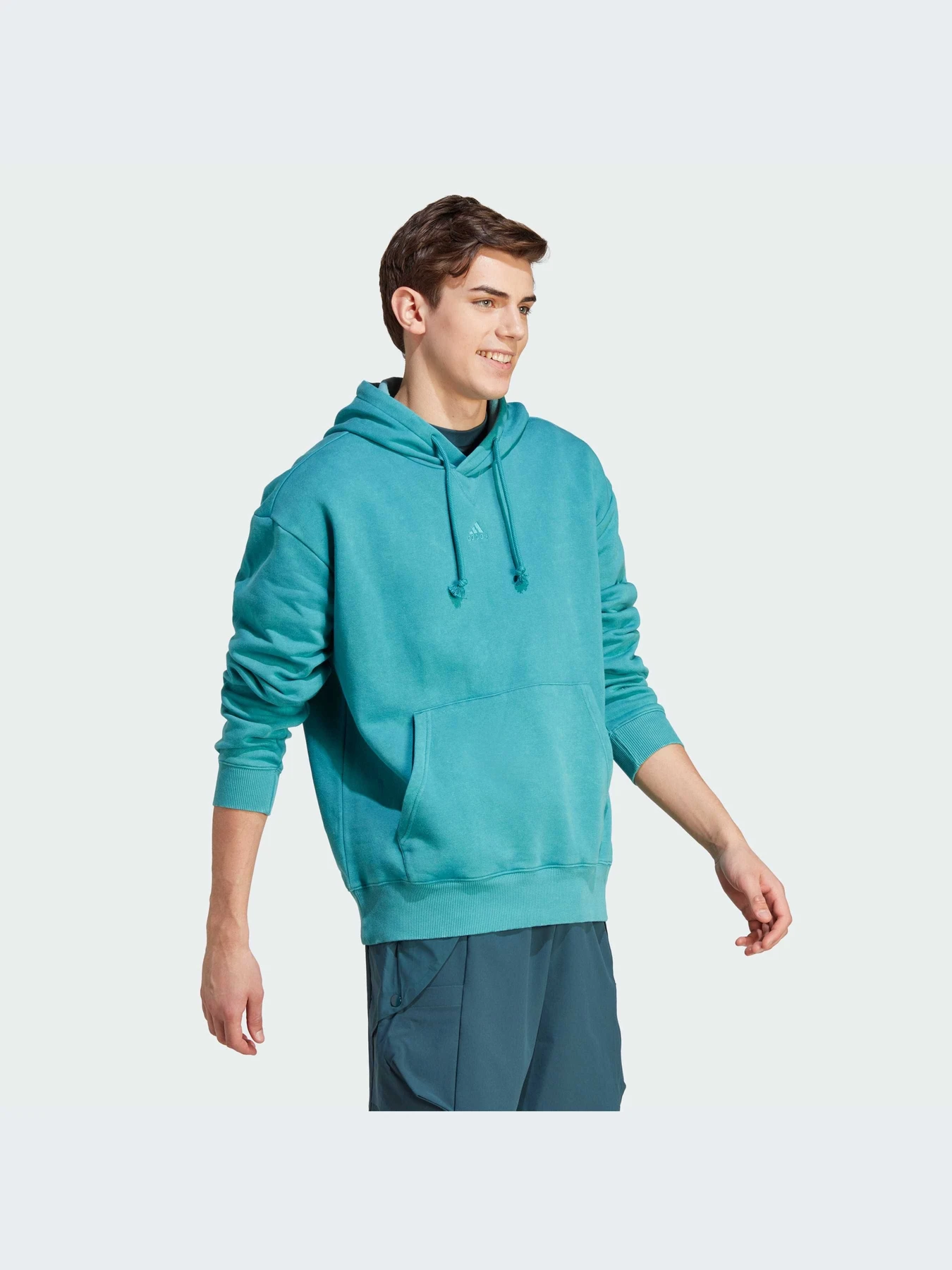 Худи и свитшоты Adidas модель IB4074 Худи и свитшоты Adidas модель IB4074 Фото