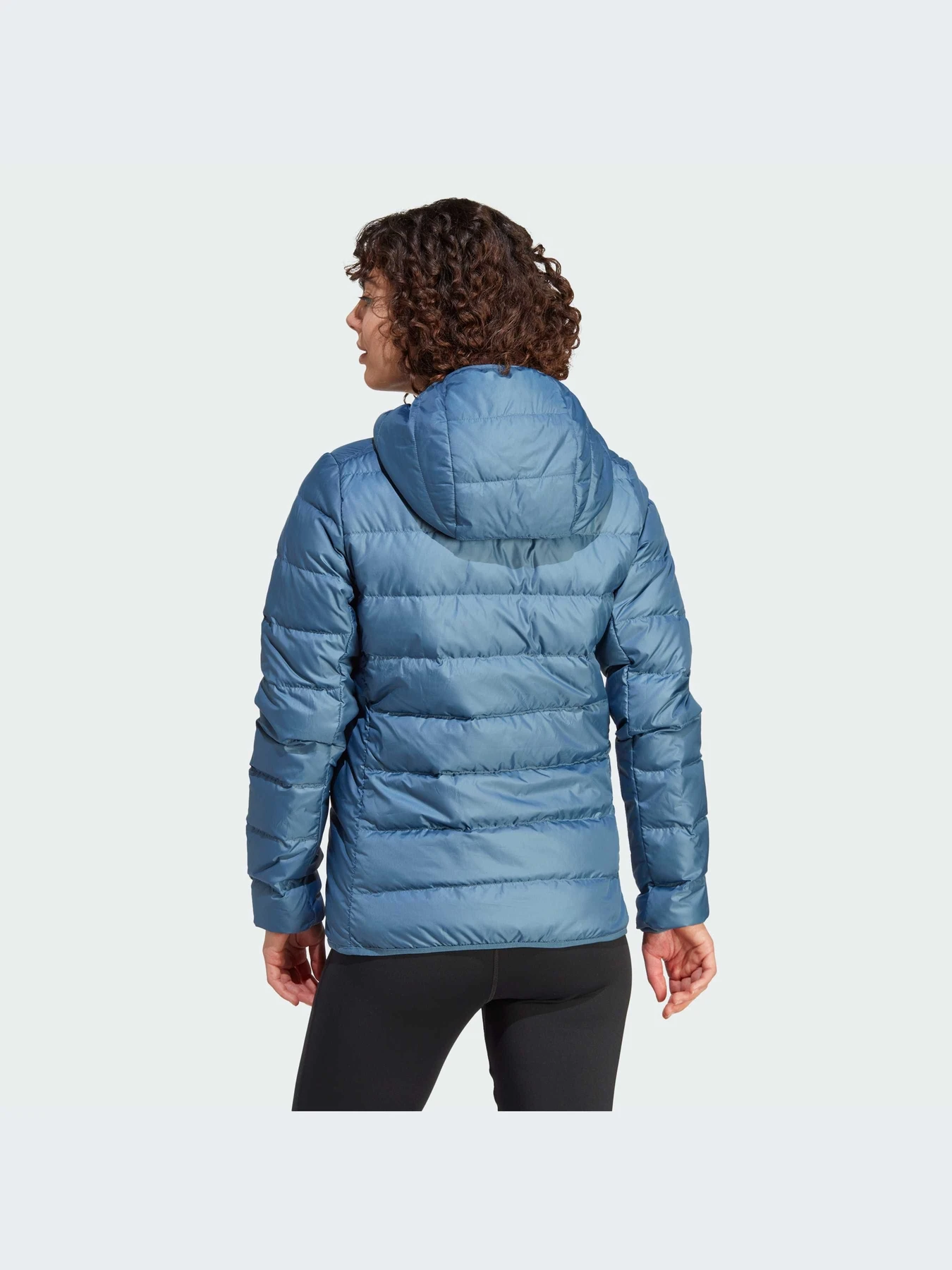 Куртки и дубленки Adidas модель IP6037 Куртки и дубленки Adidas модель IP6037 Фото
