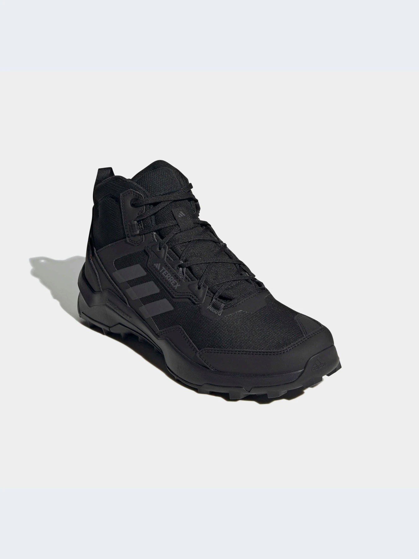 Ботинки и сапоги Adidas Terrex модель HP7401 Ботинки и сапоги Adidas Terrex модель HP7401 Фото