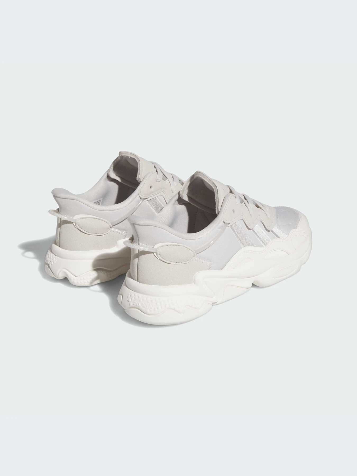 Кроссовки Adidas Ozweego модель IF5479 Кроссовки Adidas Ozweego модель IF5479 Фото