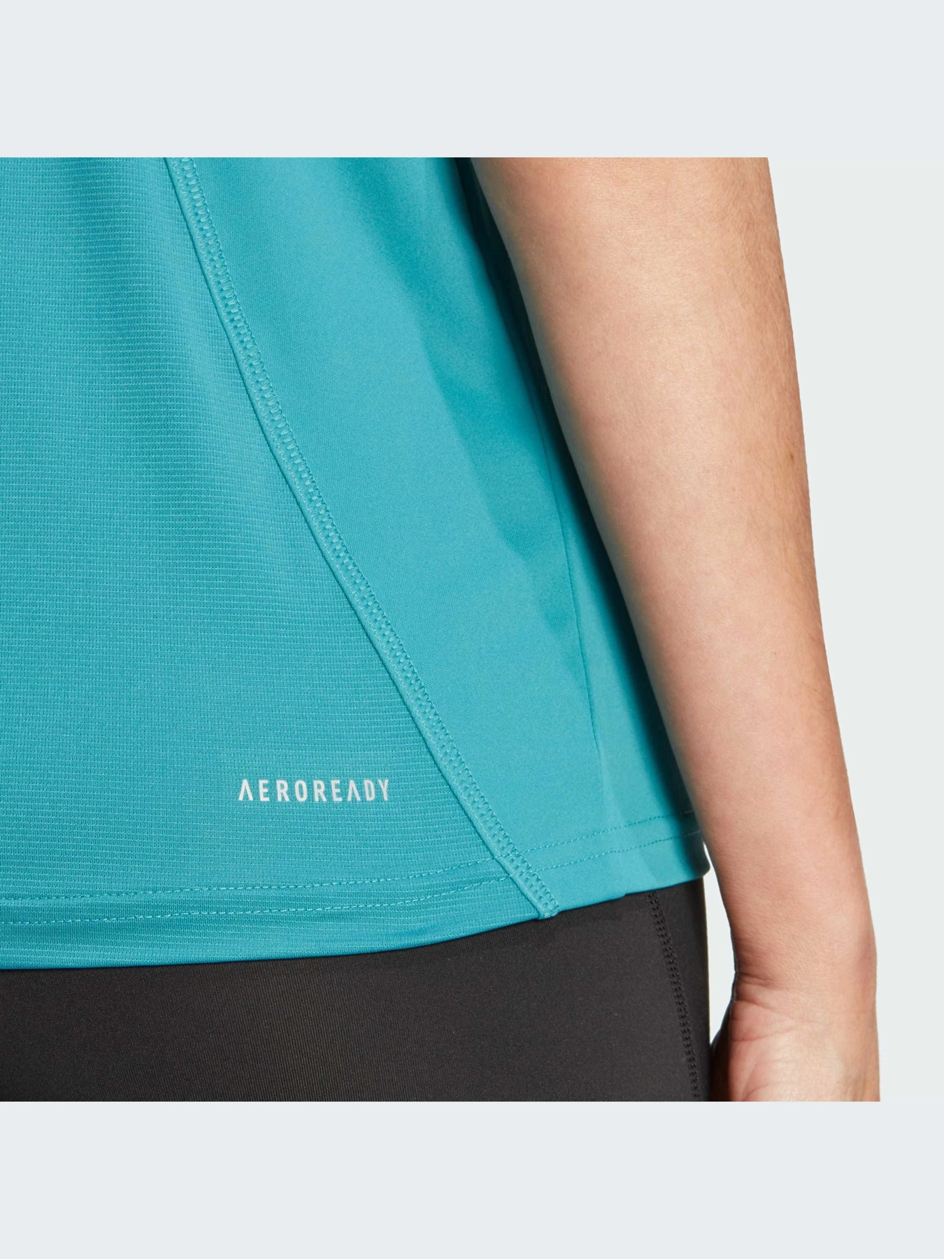 Футболки и поло Adidas модель IL8582 Футболки и поло Adidas модель IL8582 Фото