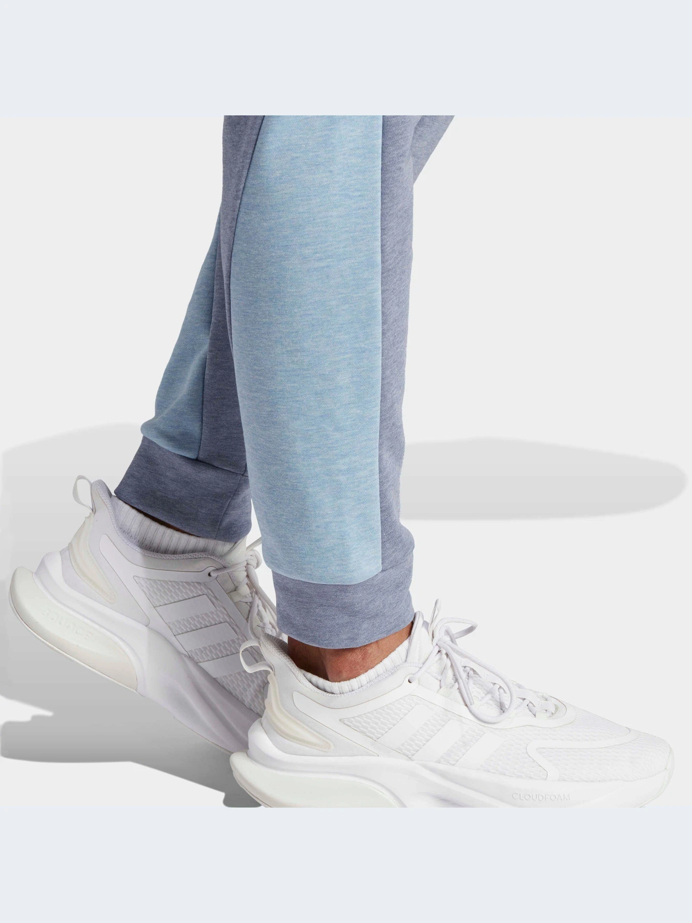 Брюки Adidas модель IJ8967 Брюки Adidas модель IJ8967 Фото