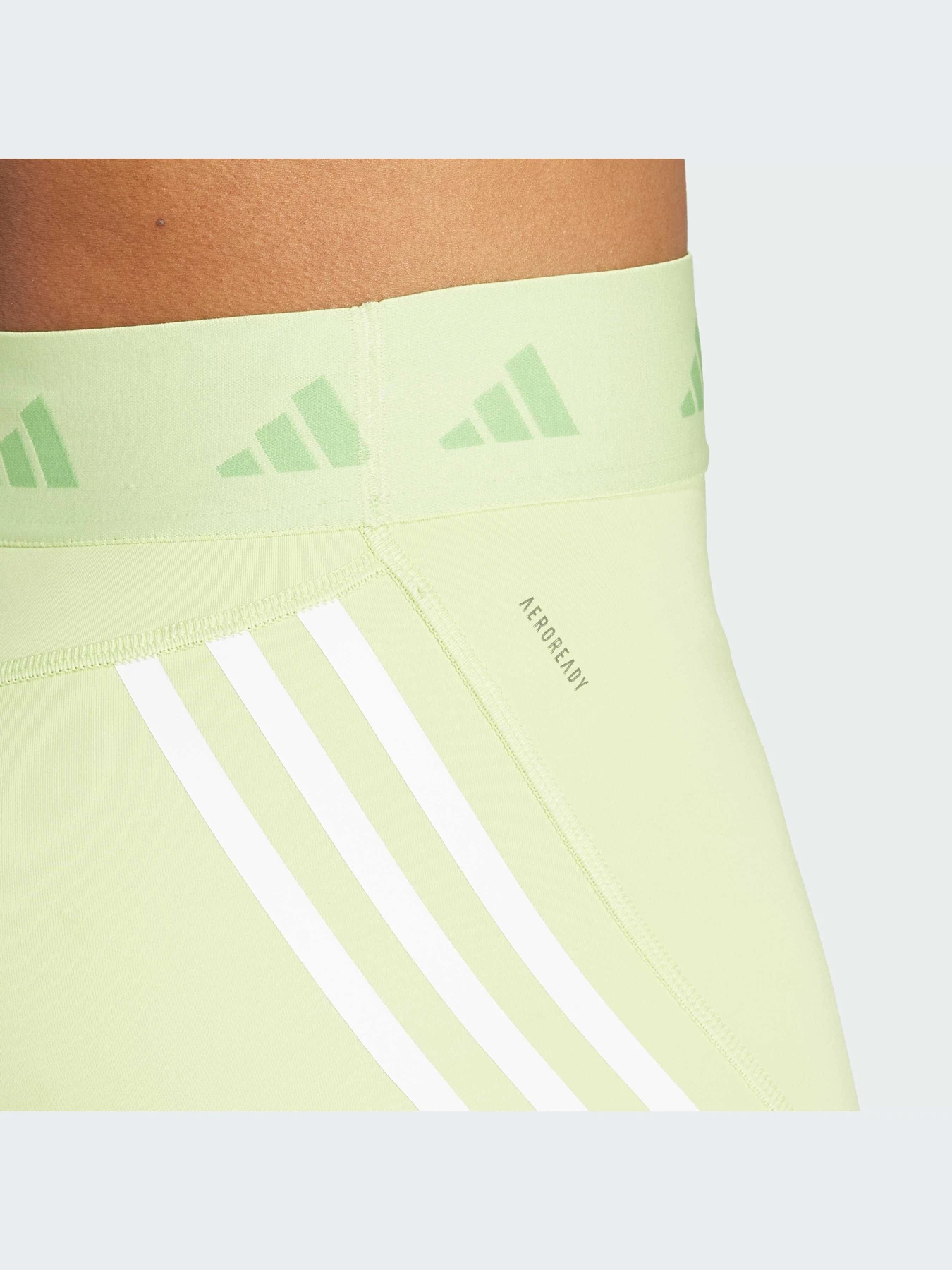 Брюки Adidas модель HY4148 Брюки Adidas модель HY4148 Фото