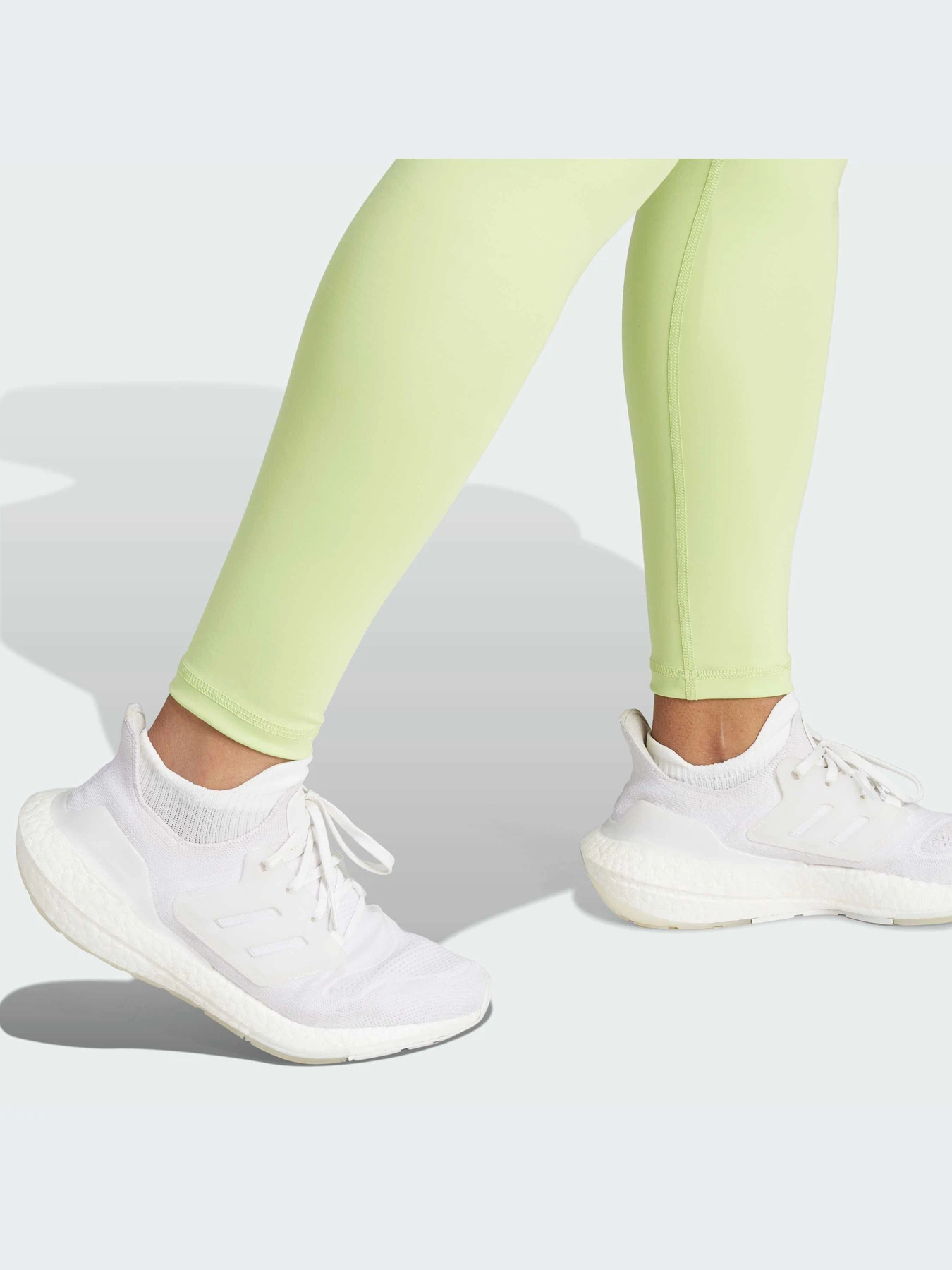 Брюки Adidas модель HY4148 Брюки Adidas модель HY4148 Фото