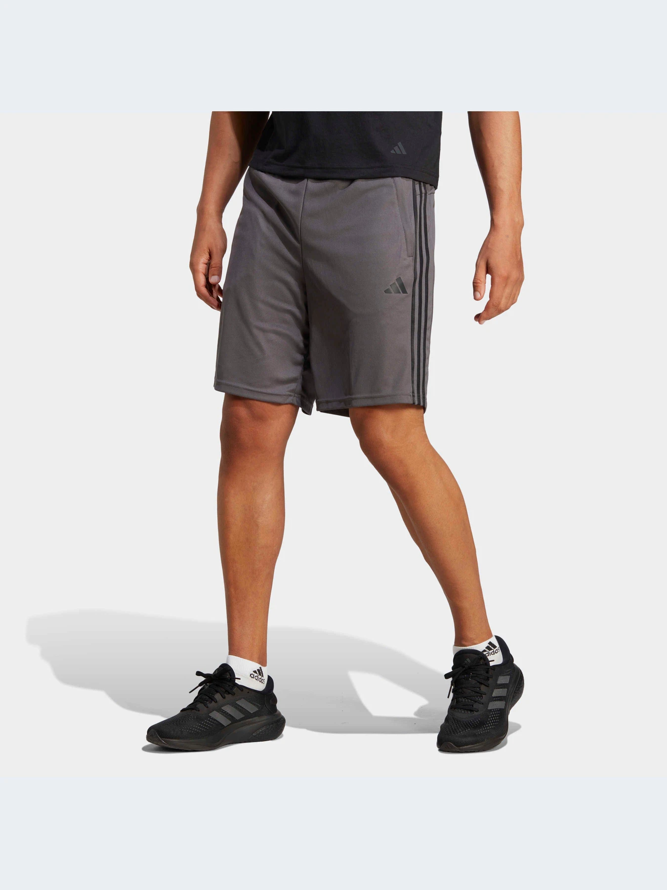 Шорты Adidas модель IB8245 Фото